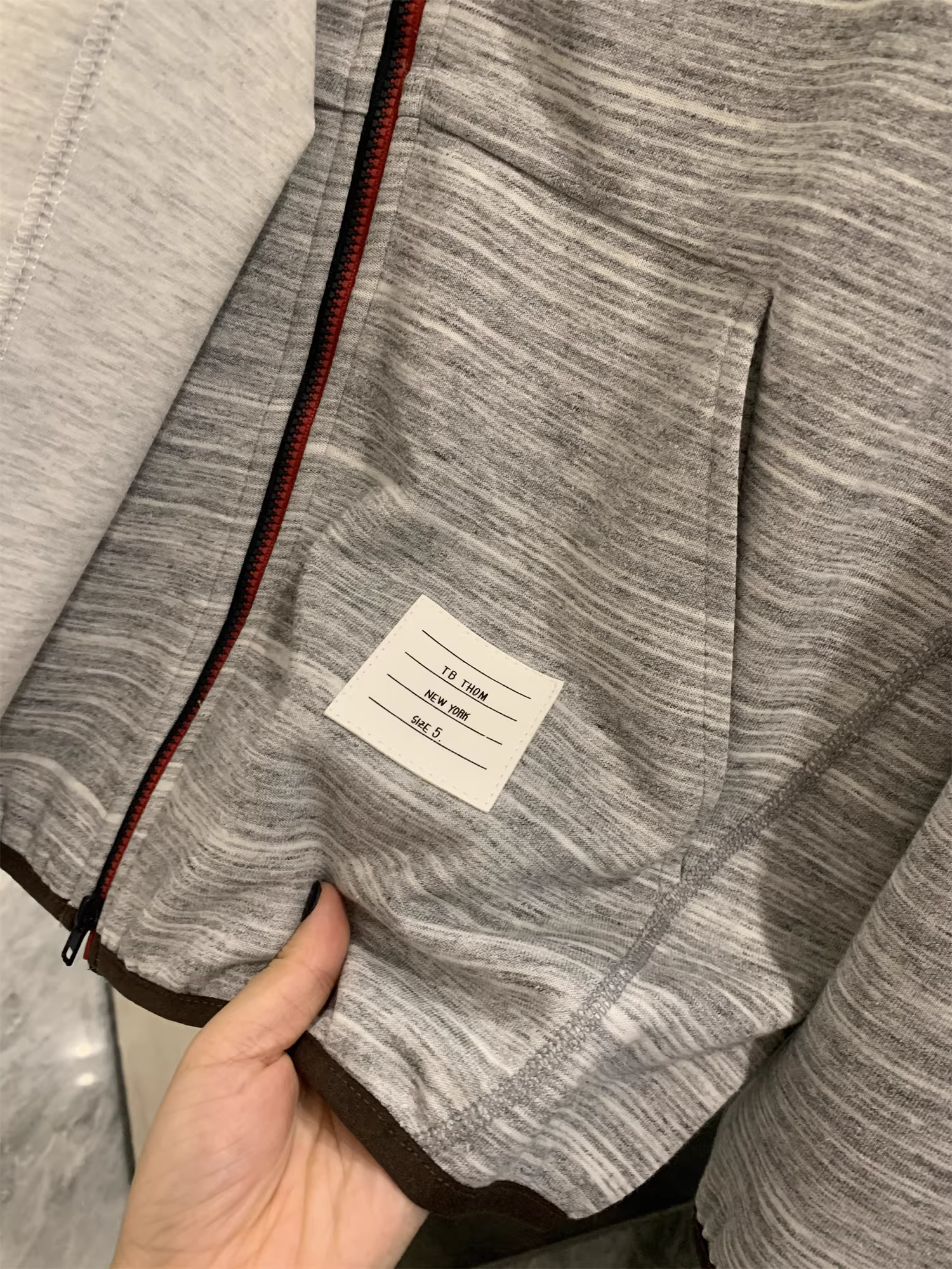 Dòng thiết kế Nhật Bản của Don Quixote! Sợi hoa văn được xử lý bằng chất liệu cotton! Áo khoác có mũ trùm đầu có khóa kéo màu khối dành cho nam mùa xuân và mùa thu