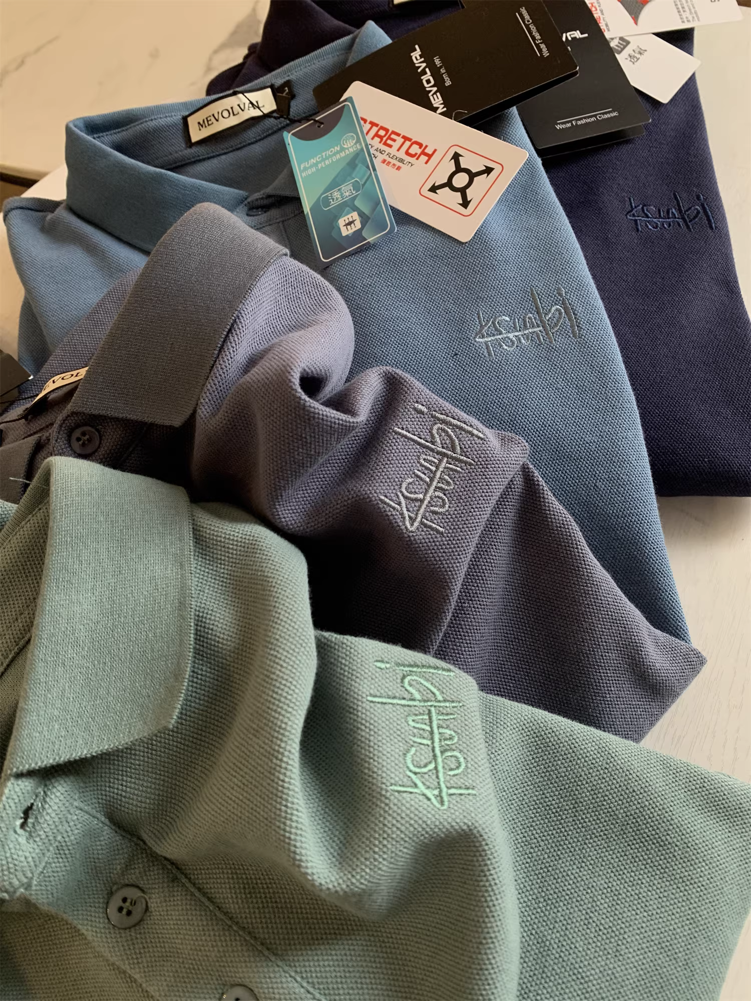 Don Quixote là sản phẩm được khuyên dùng hàng đầu! Áo polo nam chất liệu cotton pique cao cấp! Áo thun polo nam tay dài màu trơn thêu họa tiết công sở.