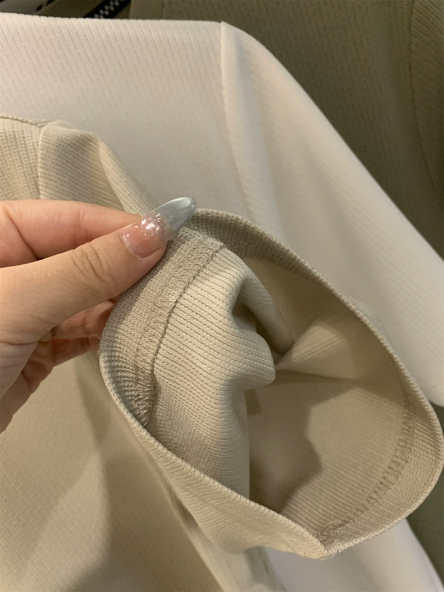 Don Quixote đan len băng! Thoải mái và thoáng khí! Áo thun nam mùa hè màu trơn cổ tròn tay ngắn phong cách thường ngày