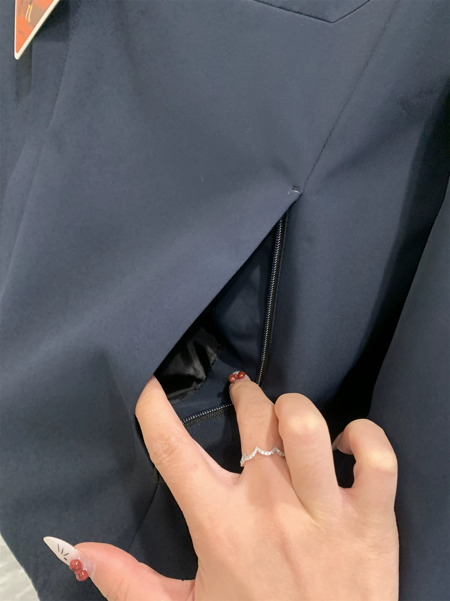 Dòng sản phẩm dành cho doanh nhân Don Quixote! Len lạc đà + ruột áo lông lạc đà! Áo khoác cotton có mũ trùm đầu dành cho nam.