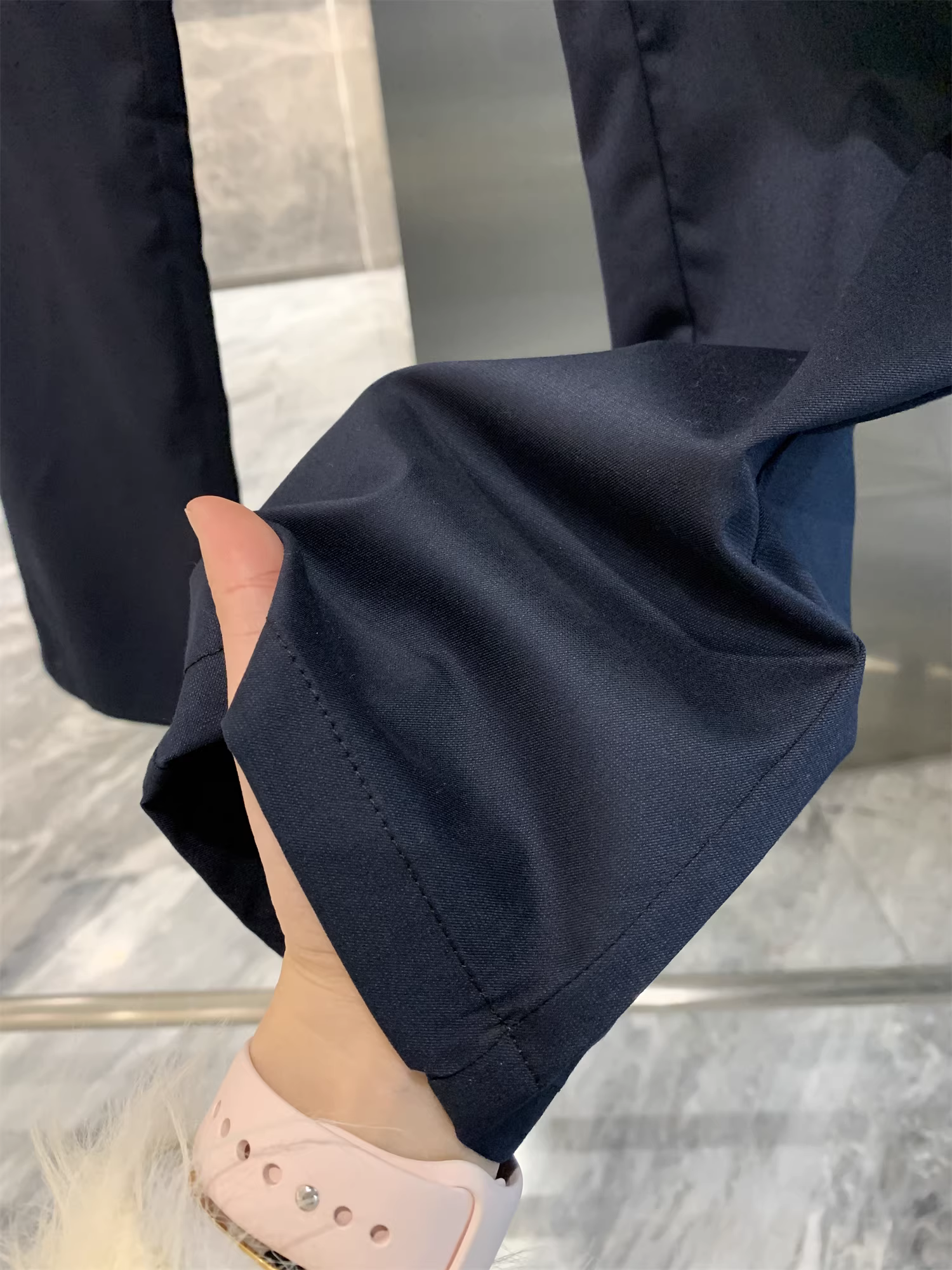 Quần nam Don Quixote Mulberry Silk + Modal Blend! Quần công sở nhẹ nhàng, chất liệu mềm mại, bóng mượt, co giãn cao, phong cách thường ngày.