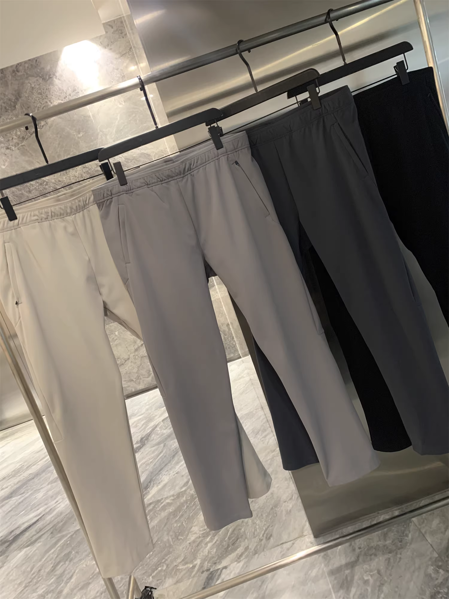 Don Quixote British Cake-end Little Seagull! Dòng sản phẩm ngoài trời! Xu hướng quần thể thao thông thường thoáng khí dành cho nam mùa xuân và mùa thu