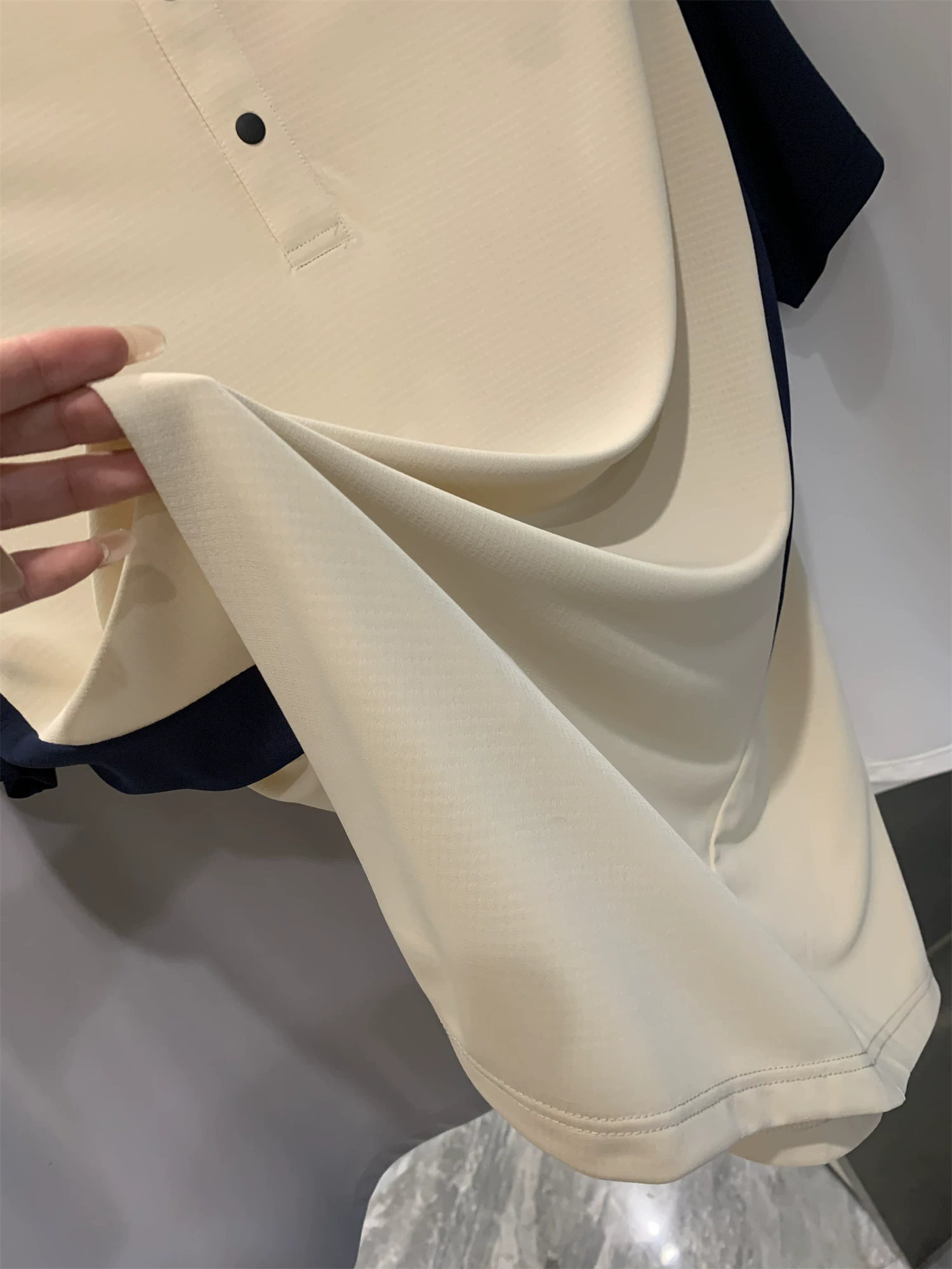 Don Quixote là một sản phẩm tuyệt vời! Khâu ba chiều 3D! Áo polo ngắn tay mùa hè nhanh khô, thoáng khí, co giãn dành cho nam.