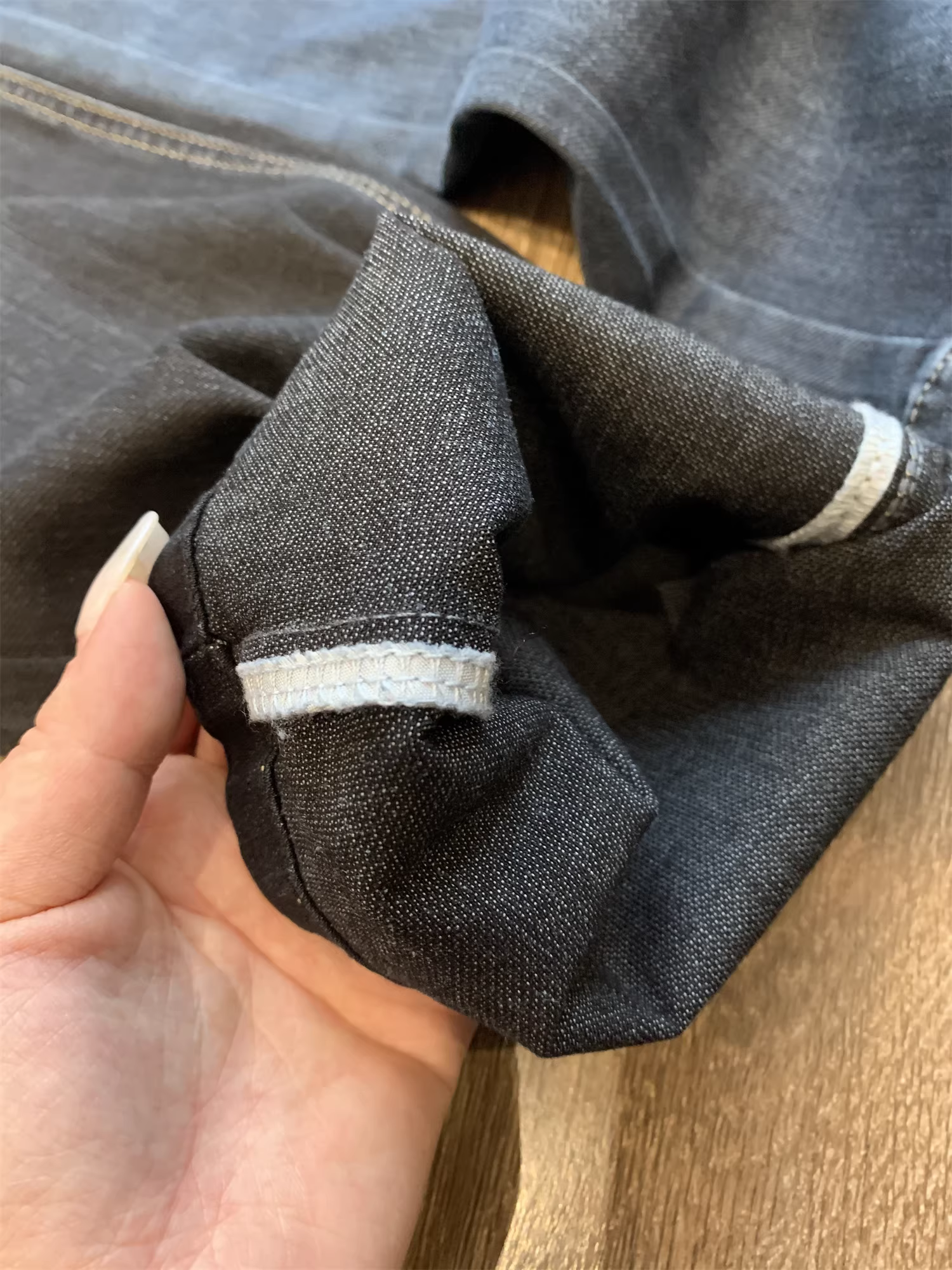 Phong cách Don Quixote thật tuyệt vời! Co giãn và thoải mái! Quần jean nam dáng thẳng màu trơn phong cách thường ngày mùa xuân.