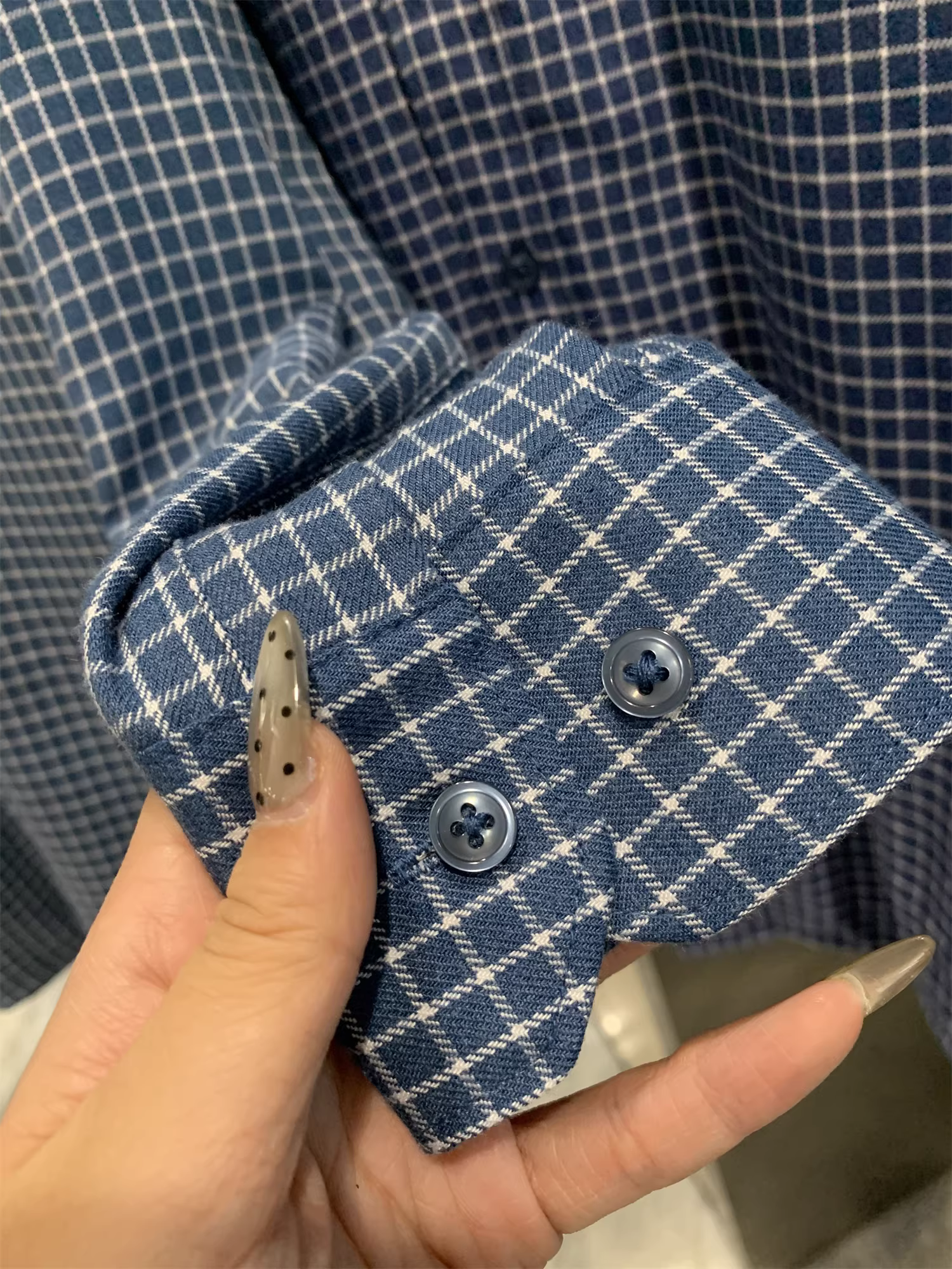 Phong cách Don Quixote! Vải chải kỹ hai mặt, đã qua xử lý giặt + lót lông cừu! Áo sơ mi nam mùa thu đông ấm áp, kiểu dáng thường ngày.