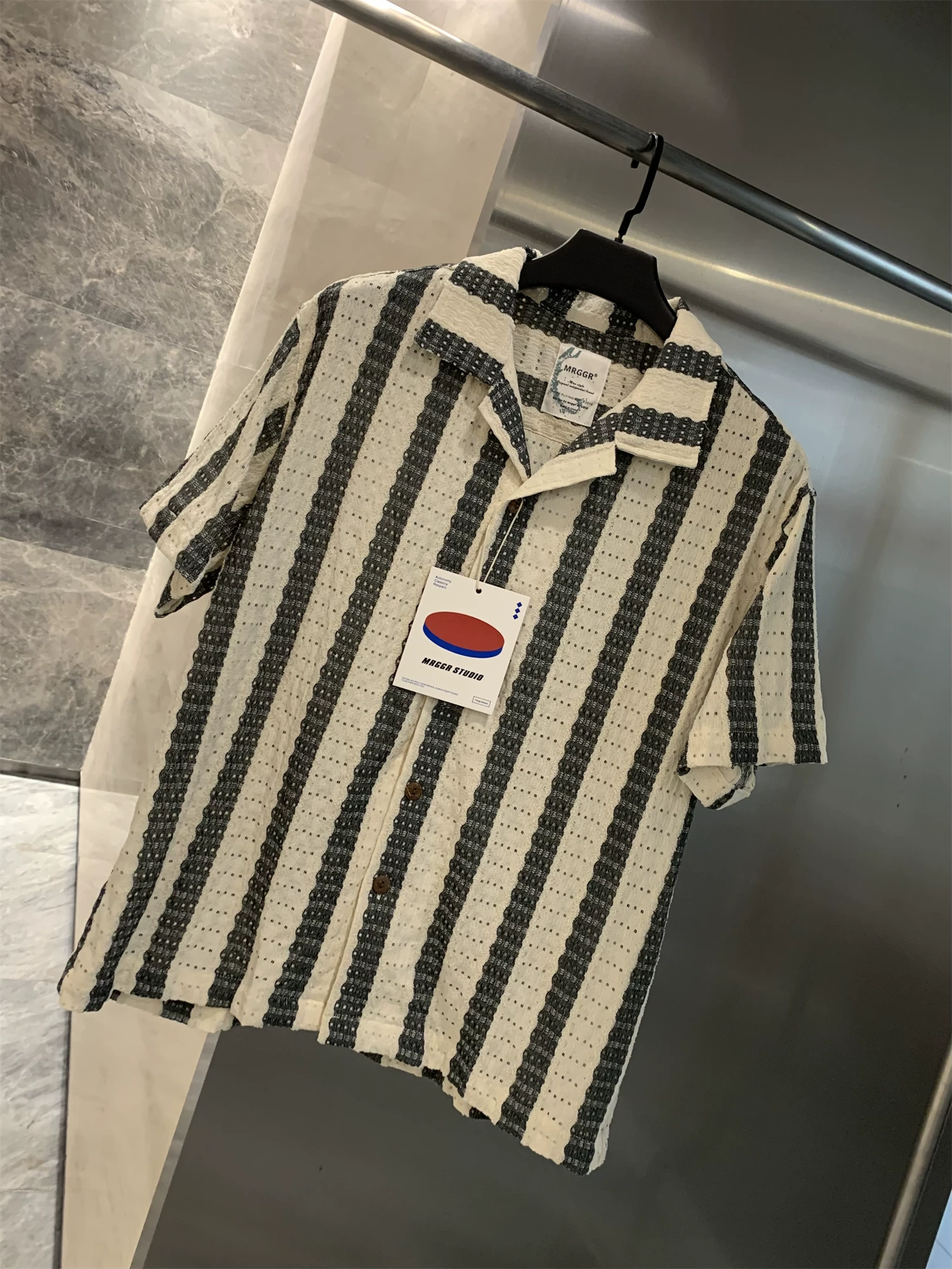 Áo sơ mi nam tay ngắn cổ Cuba, chất liệu thoáng mát mùa hè, kiểu dáng độc đáo, thủ công móc len tinh xảo! Phong cách cổ điển!