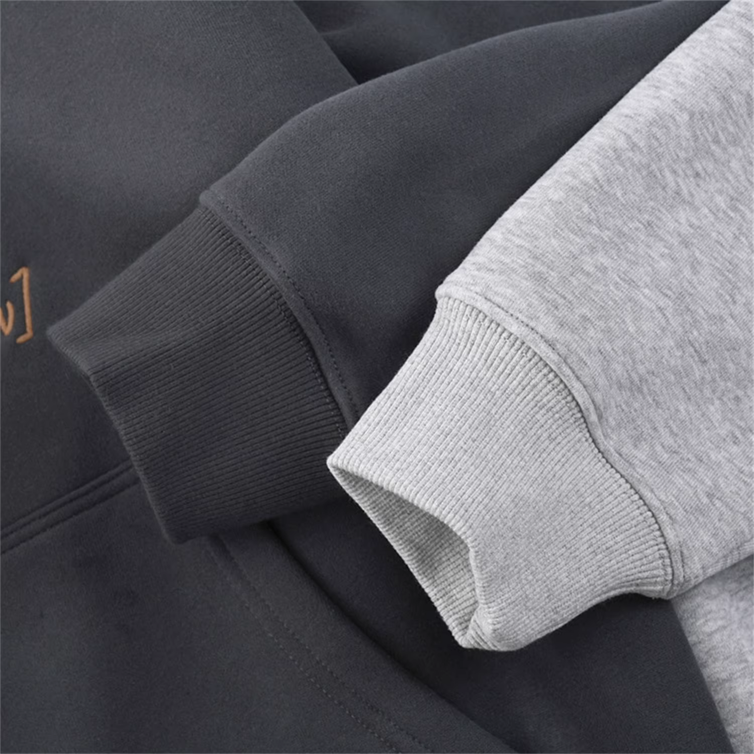 Don Quixote nặng tới 420g! Áo nỉ có mũ trùm đầu thêu chữ thời trang giản dị dành cho nam mùa thu đông