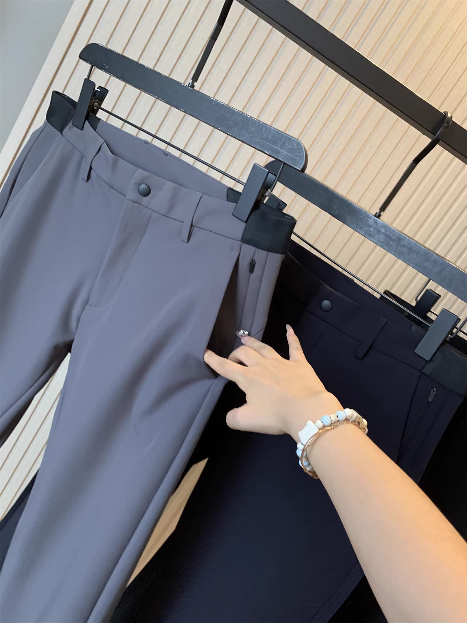 Don Quixote, chuyên gia về hoạt động ngoài trời! Chống gió và chống thấm nước! Quần âu may đường may 3D, thích hợp cho mùa thu và mùa đông.