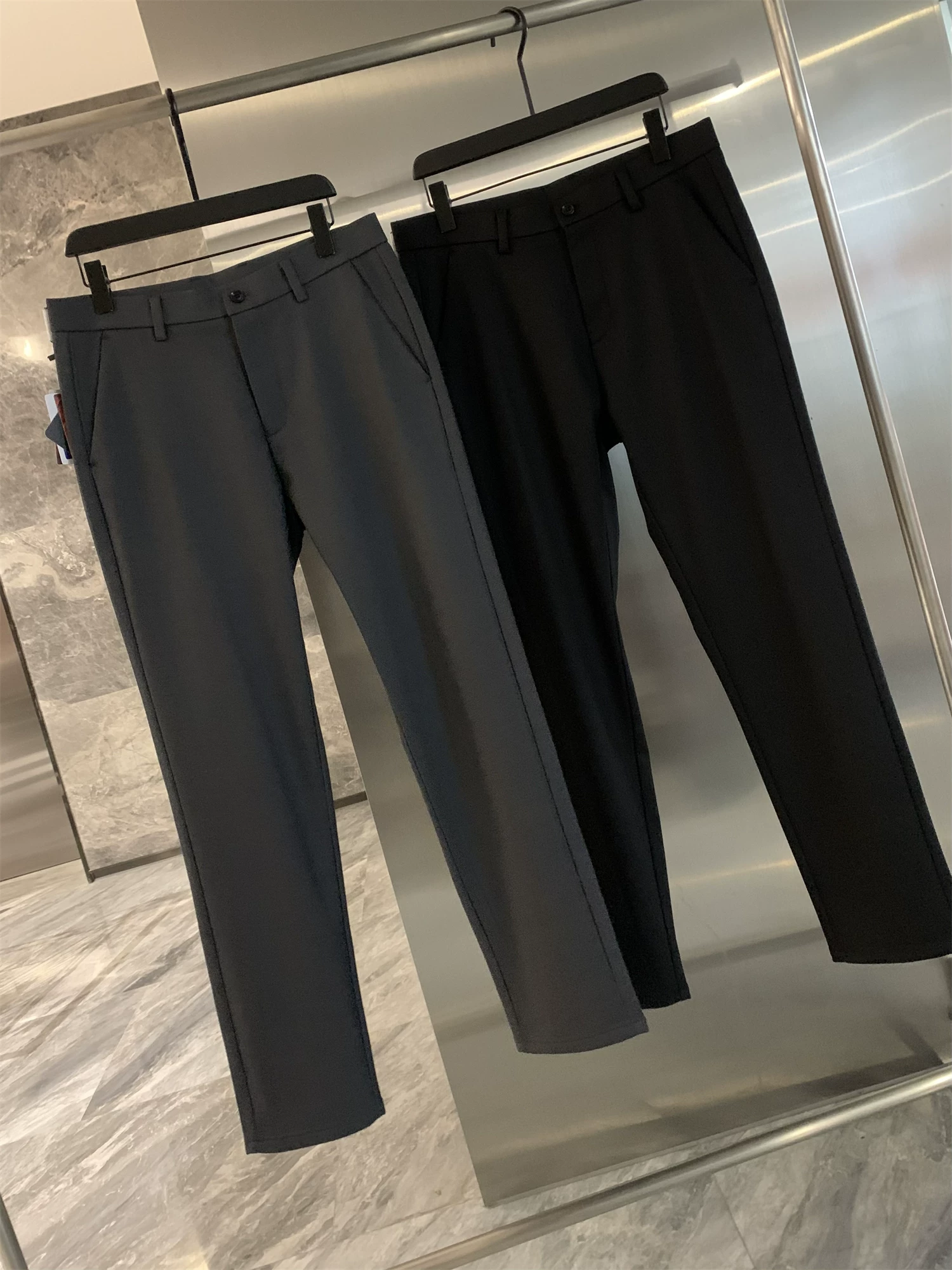 Quần âu nam chất liệu len pha cao cấp Don Quixote! Quần âu nam mùa thu đông, chất liệu co giãn, chống nhăn, dáng thẳng.