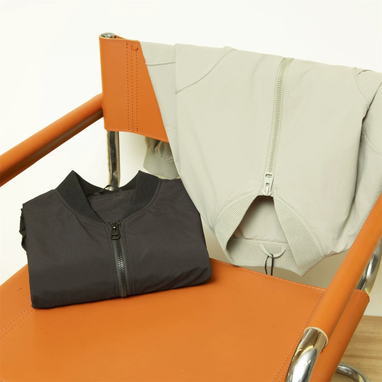 Dòng thiết kế của Don Quixote dành cho người Mỹ! Dòng máy bay MA1! Áo khoác cổ bóng chày màu trơn, kiểu dáng đơn giản, nhẹ nhàng, thích hợp cho công việc nhẹ nhàng