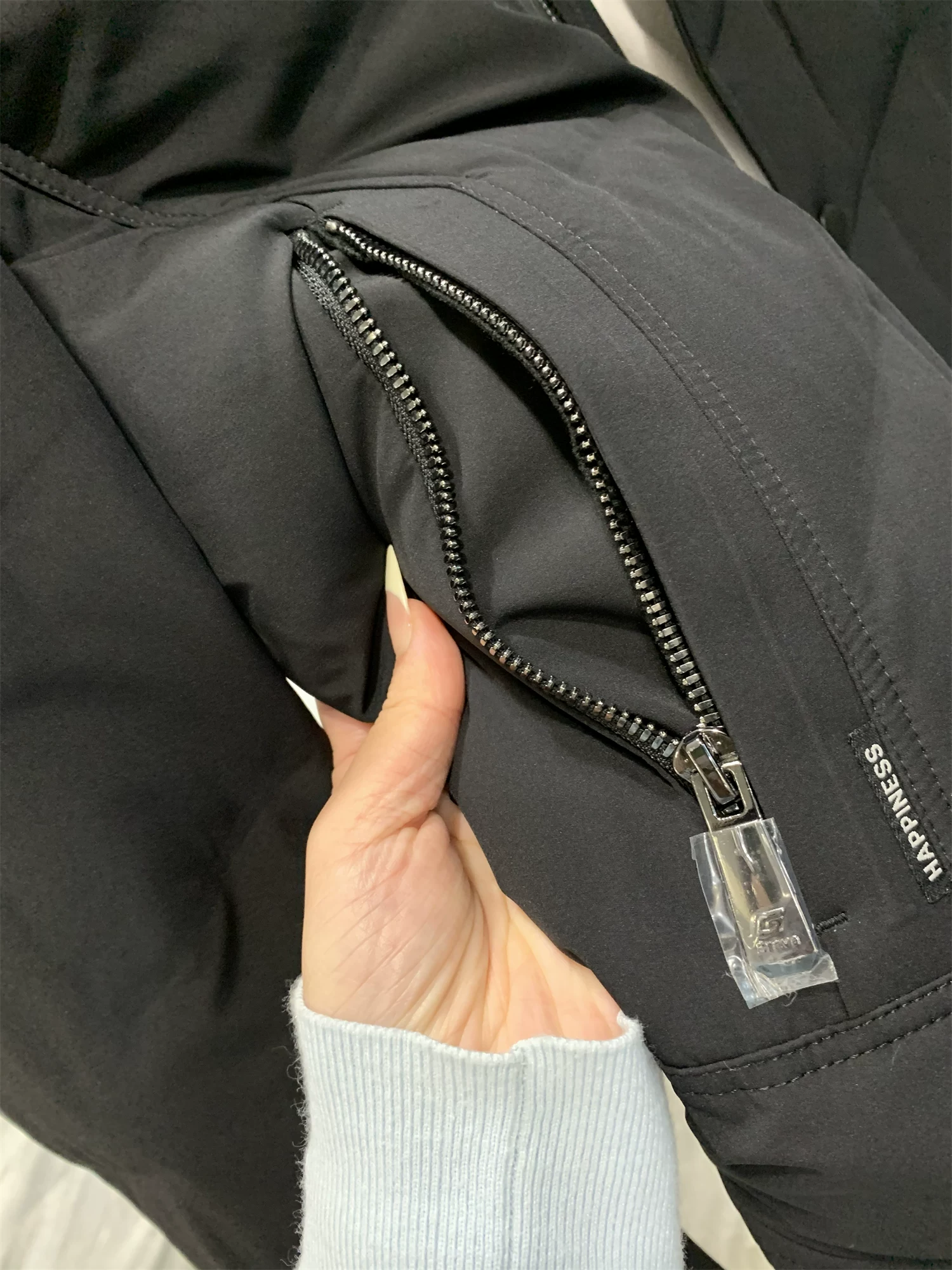 Don Quixote dòng H! Áo khoác phao nhẹ cổ đứng giữ ấm mùa thu đông, độ dày 90% lông vũ!