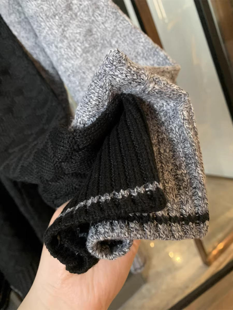 Don Quixote đi đến Canada để nhận đơn đặt hàng ~ Họa tiết kim cương ba chiều! Áo len dệt kim cổ tròn thông thường dành cho nam mùa thu.