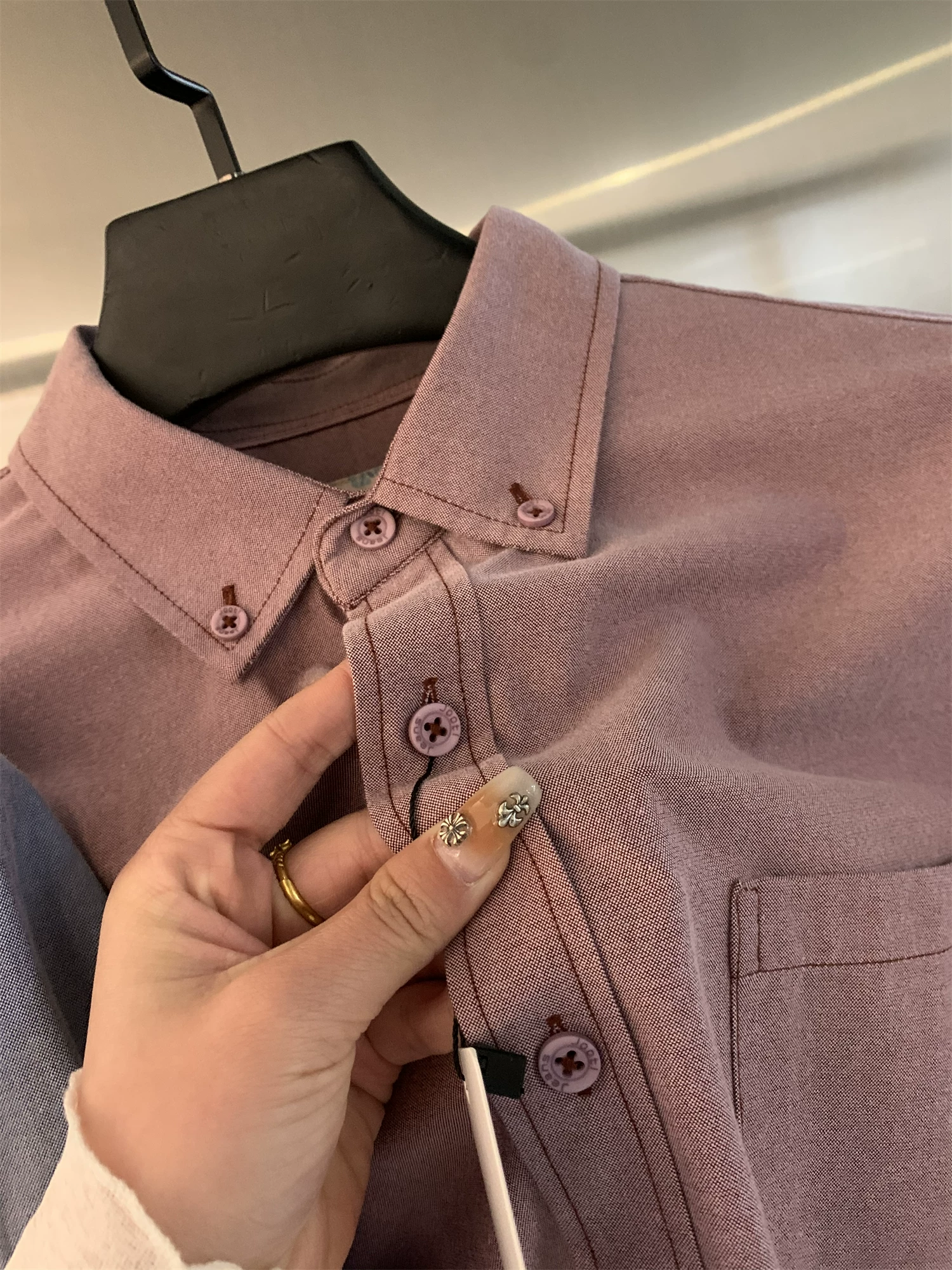 Don Quixote Phiên bản Bắc Mỹ! Áo sơ mi dài tay đa năng, chất liệu Oxford, thấm hút mồ hôi và thoáng khí, dành cho nam giới, mùa xuân.