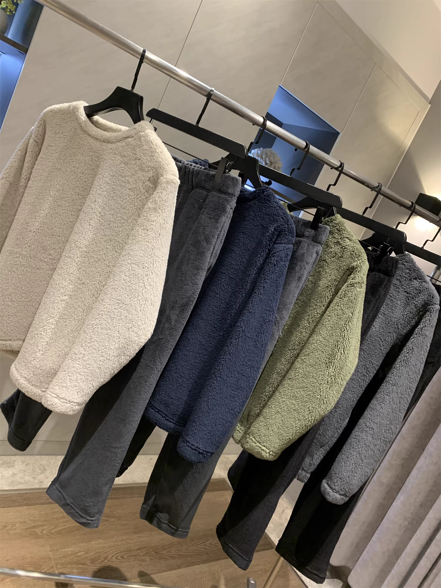 Đơn đặt hàng của Don Quixote tại Nhật Bản đã bị hủy! Bộ đồ ngủ nam mùa thu đông thân thiện với làn da, ấm áp, màu trơn, đa năng, hợp thời trang