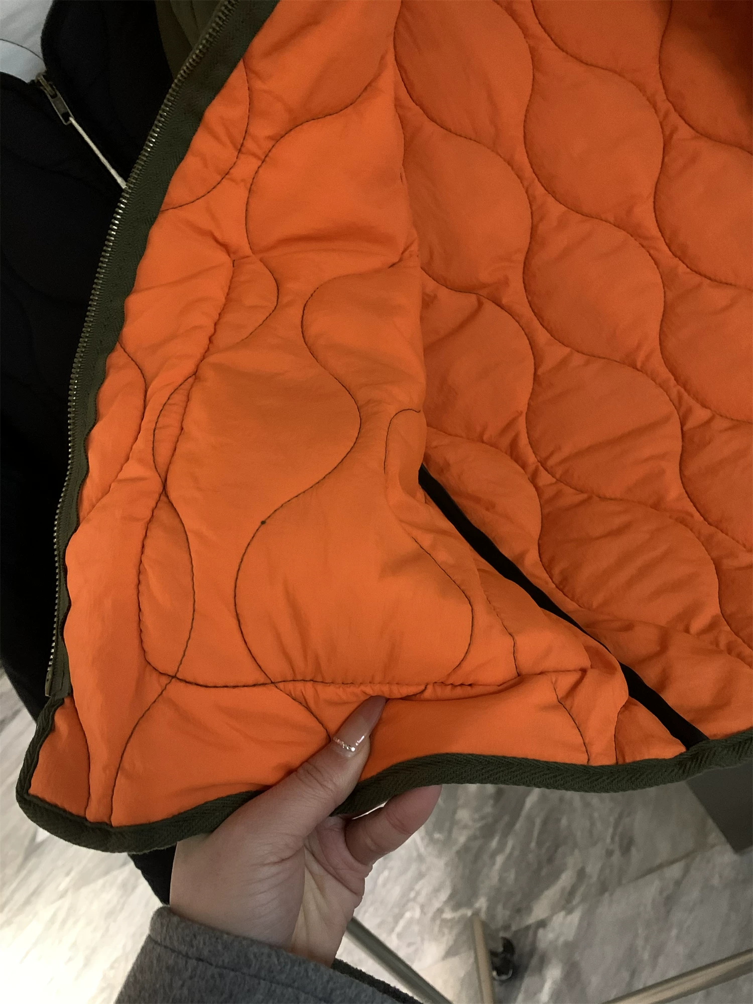 Don Quixote theo phong cách Nhật Bản! Áo khoác cotton không cổ kiểu dáng cổ điển hình quả bầu phong cách mùa thu đông.