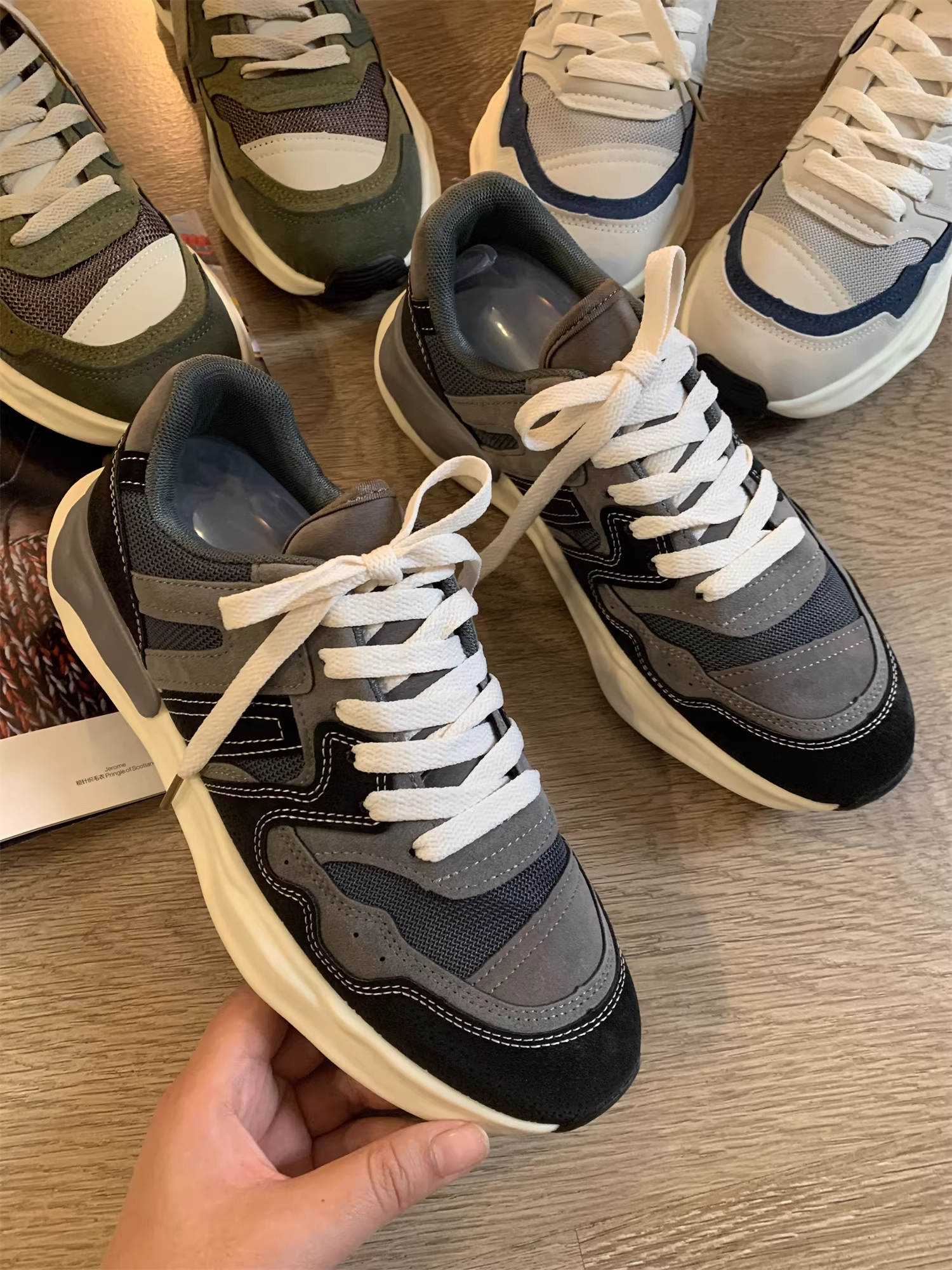 Don Quixote phá vỡ khuôn mẫu giày thể thao! Siêu thoải mái! Giày thể thao nam buộc dây thời trang mùa thu hợp thời trang.