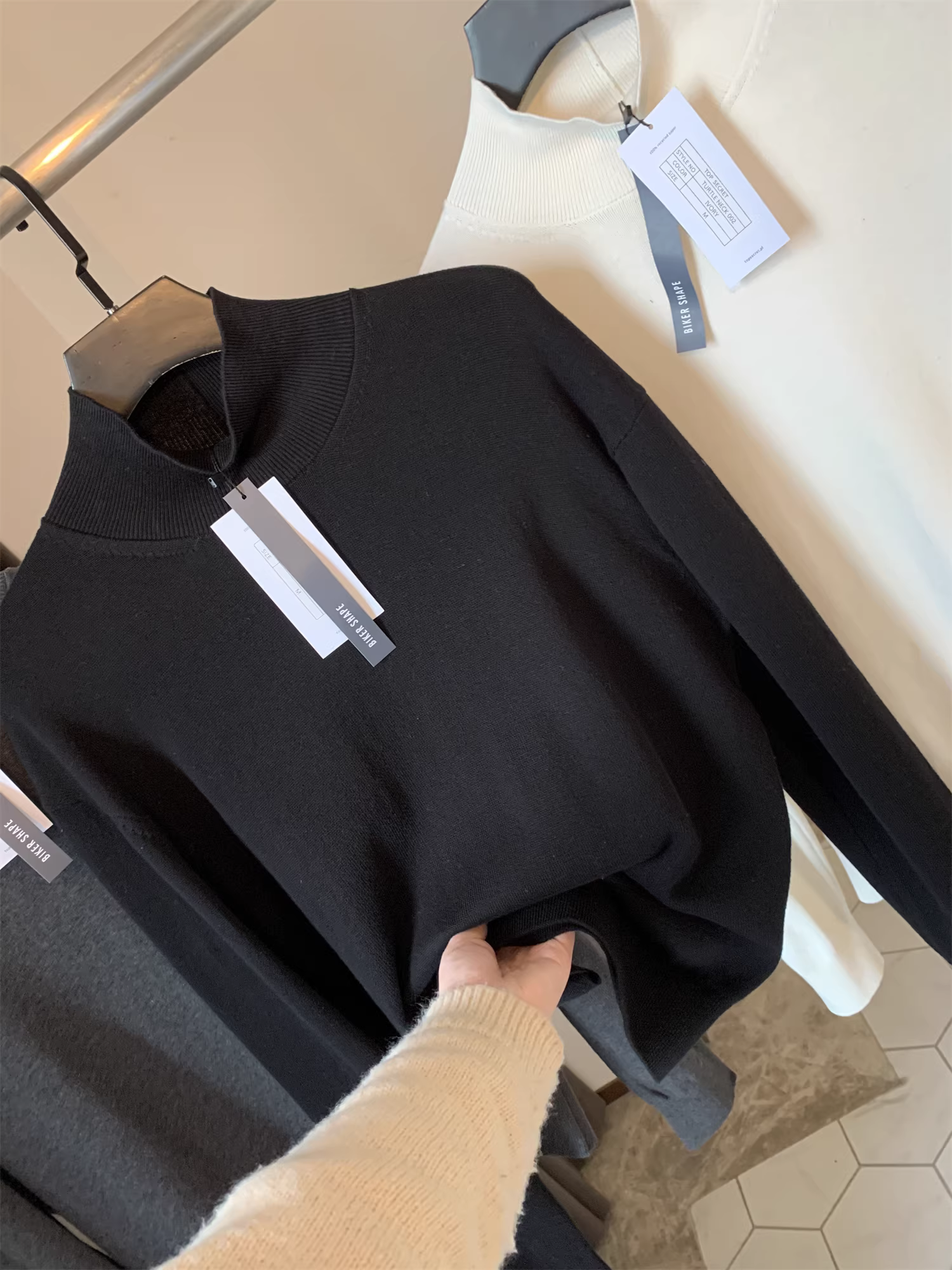 Don Quixote đến Ba Lan! Áo len dệt kim cổ cao nửa cổ, thời trang nam mùa thu đông, đa năng, phong cách thường ngày