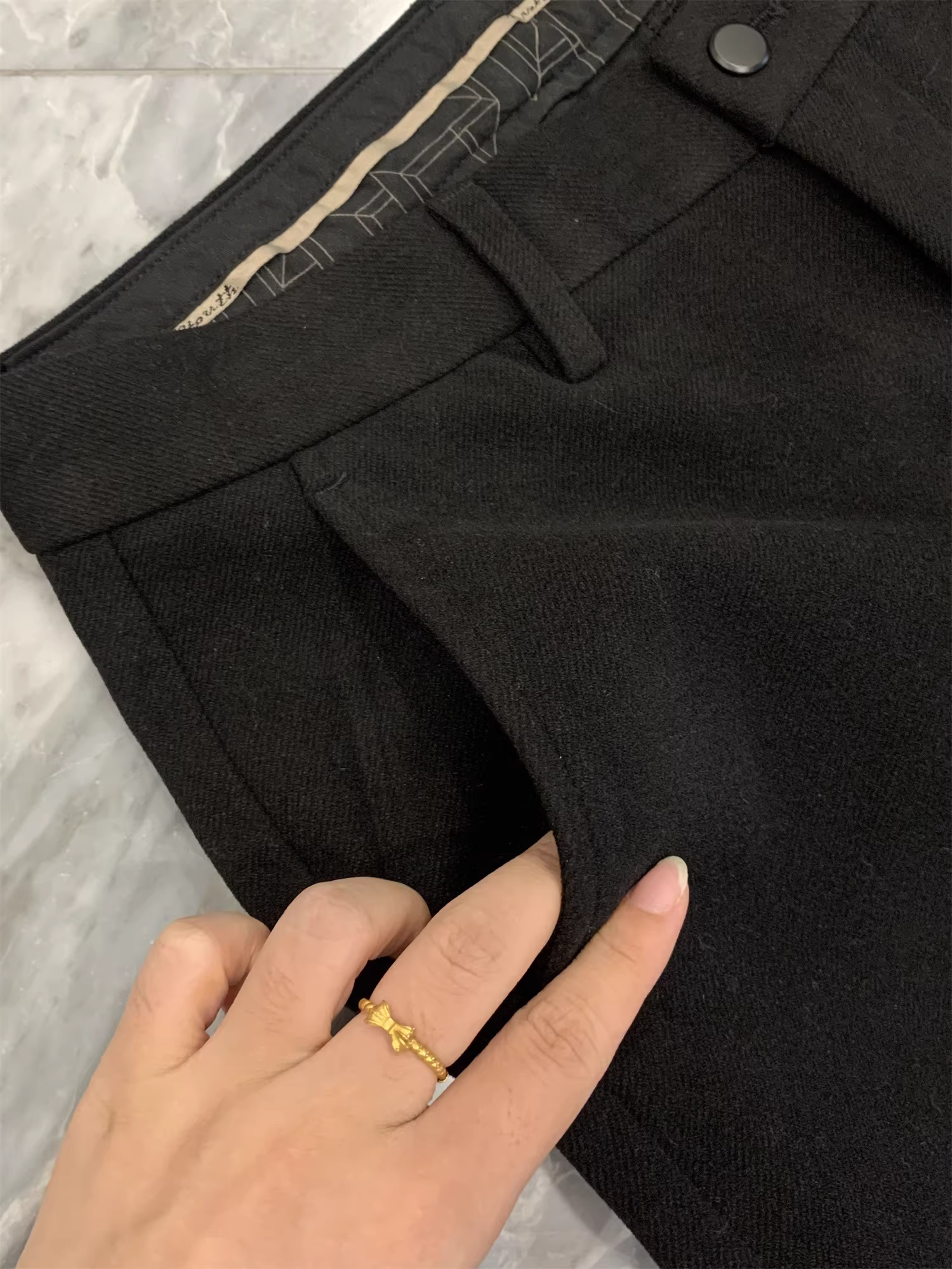 Ưu điểm của thương hiệu Don Quixote H! Chất liệu vải chải! Quần âu len thường ngày mùa thu đông mới dành cho nam.