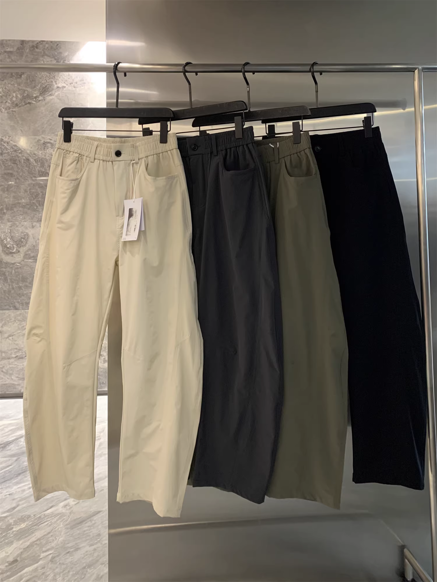 Quần vải tuýt dệt theo kiểu Don Quixote! Quần thể thao, quần thường ngày, chất liệu thoáng mát mùa xuân hè dành cho nam.