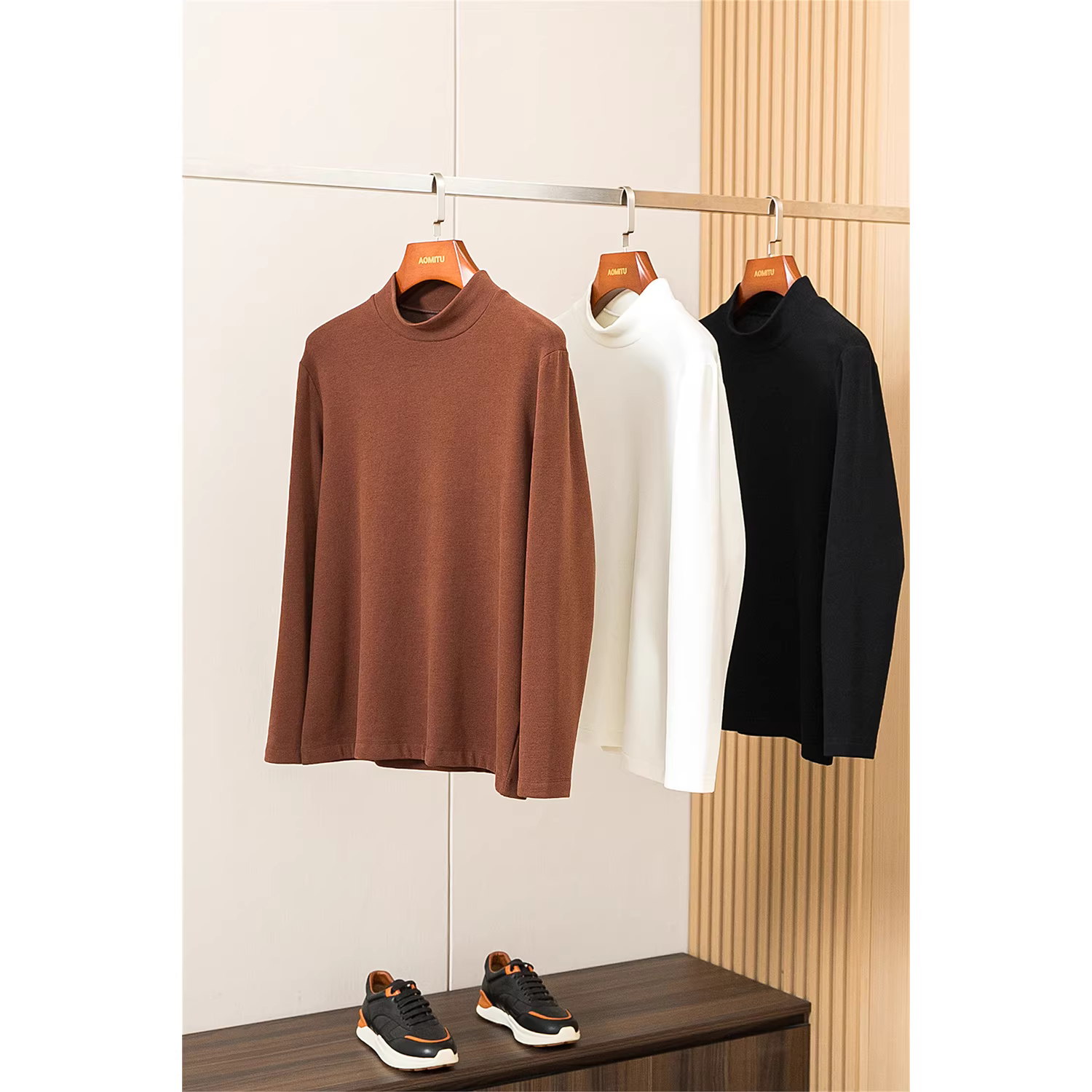 Don Quixote mềm mại, ấm áp, sang trọng và thoải mái! Áo giữ nhiệt cổ cao nửa cổ bằng vải cashmere lót lông cừu ấm áp dành cho nam mùa thu đông.