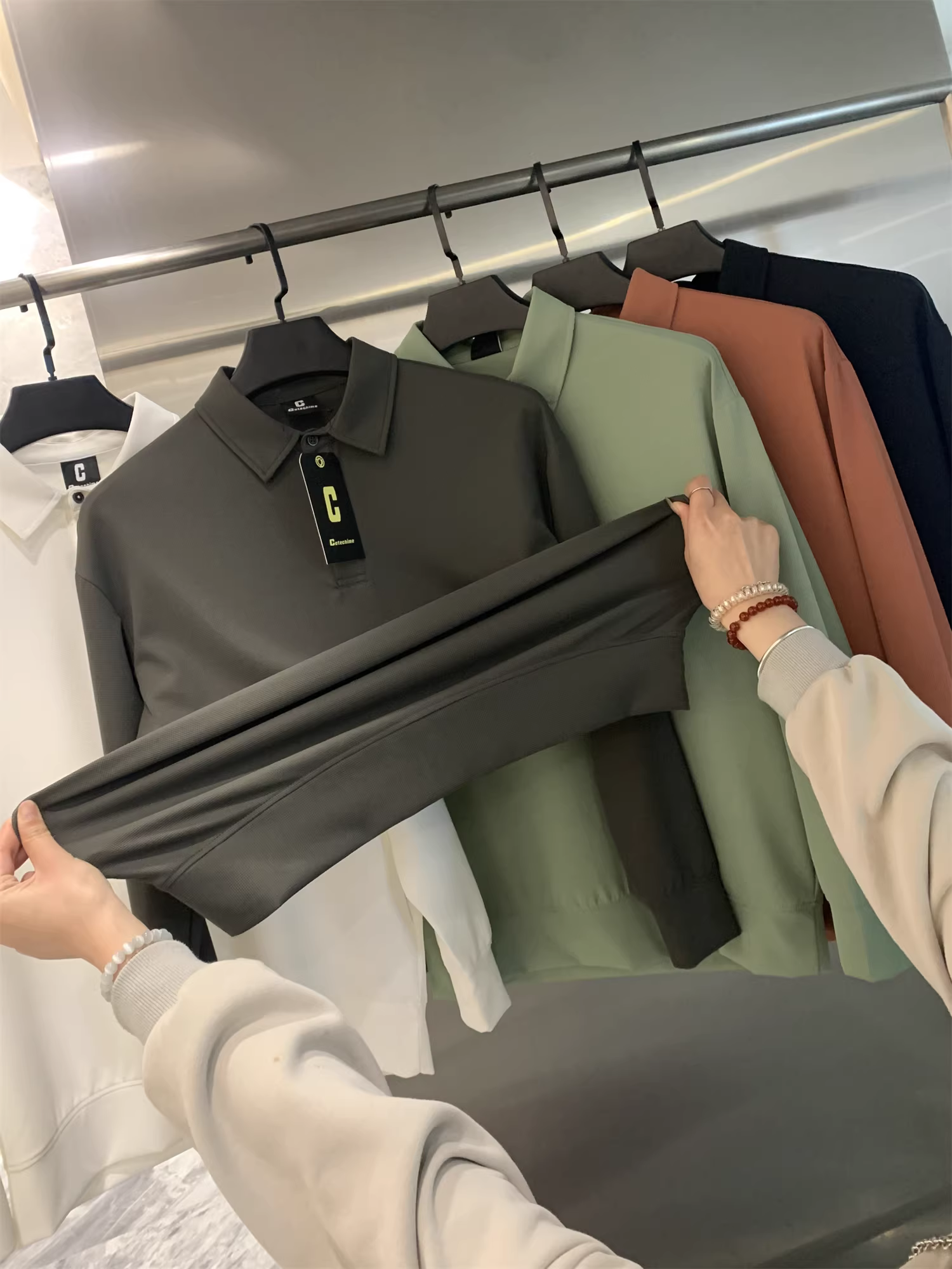 Đơn đặt hàng của công ty Don Quixote ODM! Kết cấu ngô mềm mịn! Áo POLO nam mùa xuân hè mềm mại, co giãn cao, thoáng khí.