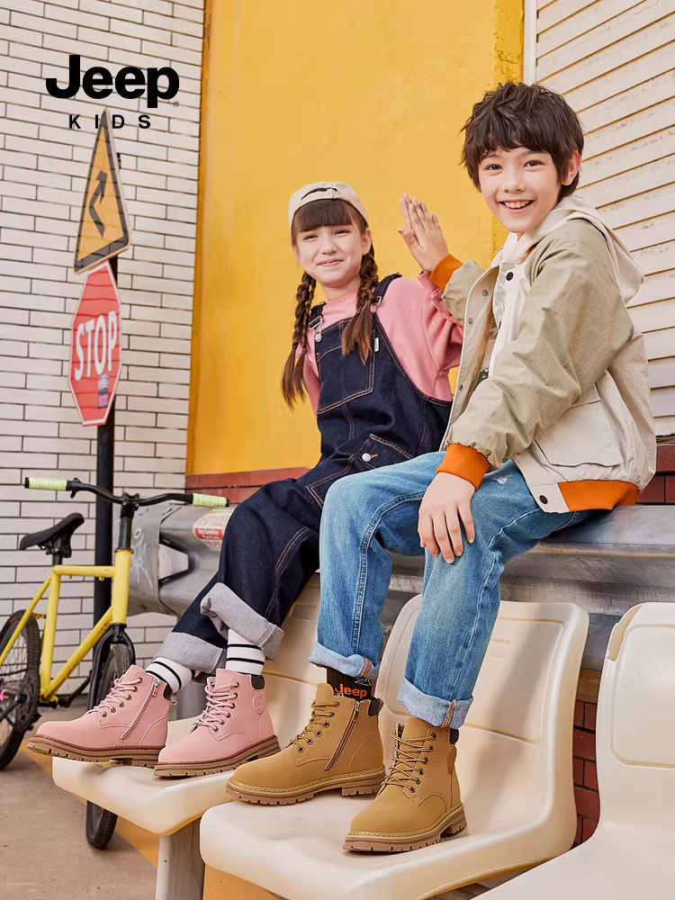 【Bee Crazy Double 12】Giày bốt Martin dành cho trẻ em của hãng Jeep Giày trẻ em lót lông cừu mùa đông Giày đi bộ đường dài dành cho bé gái Giày bốt màu vàng dành cho bé trai