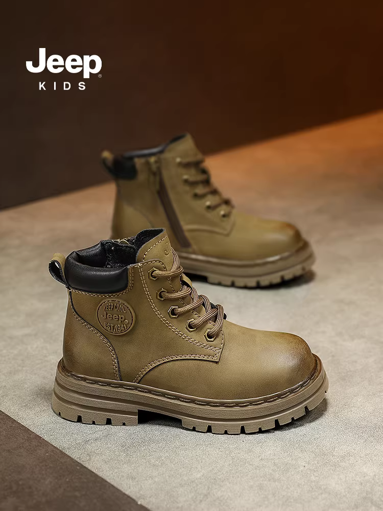 Giày bốt màu vàng trẻ em Jeep Giày bốt Martin dành cho bé trai 2025 Giày đi bộ đường dài ngoài trời mùa thu đông mới dành cho bé gái Giày bốt phù hợp với gia đình