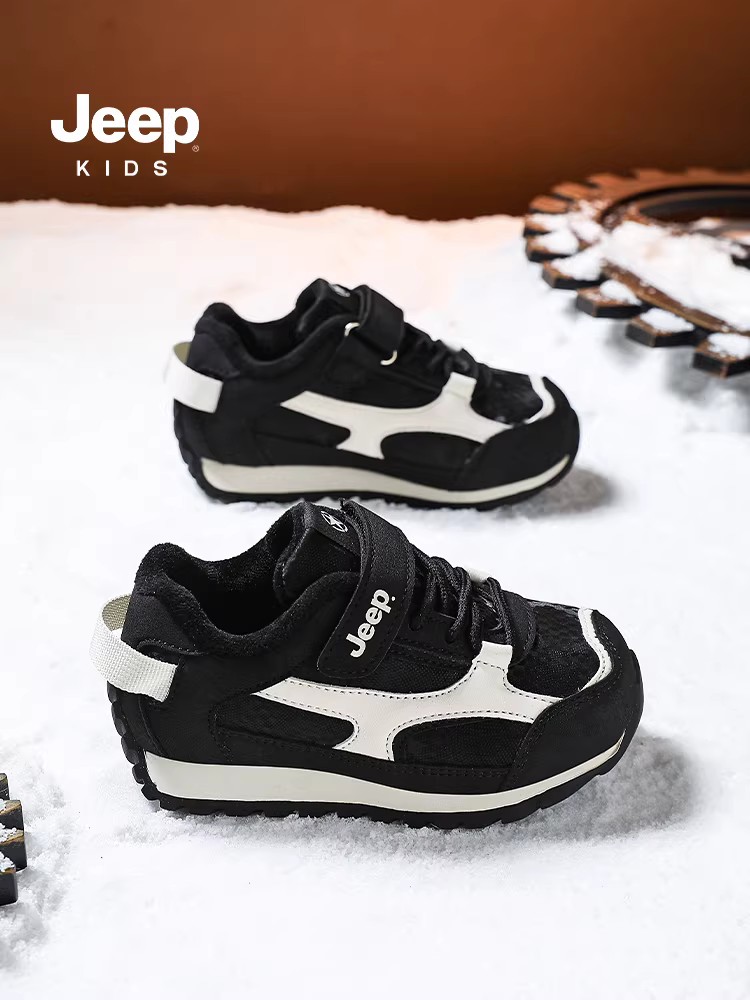 Giày thể thao lót lông cừu trẻ em Jeep màu đen dành cho bé trai, mẫu mới mùa đông 2025, kiểu dáng thường ngày, giày Forrest Gump, giày chạy bộ lót bông đôi