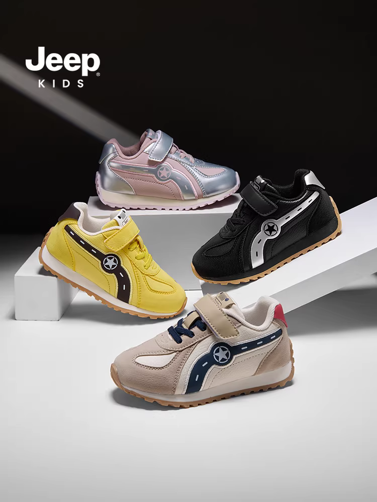 Giày thể thao trẻ em màu đen Jeep 2025 kiểu mới mùa thu, giày thể thao nam có khóa dán, giày chạy bộ đế mềm nữ