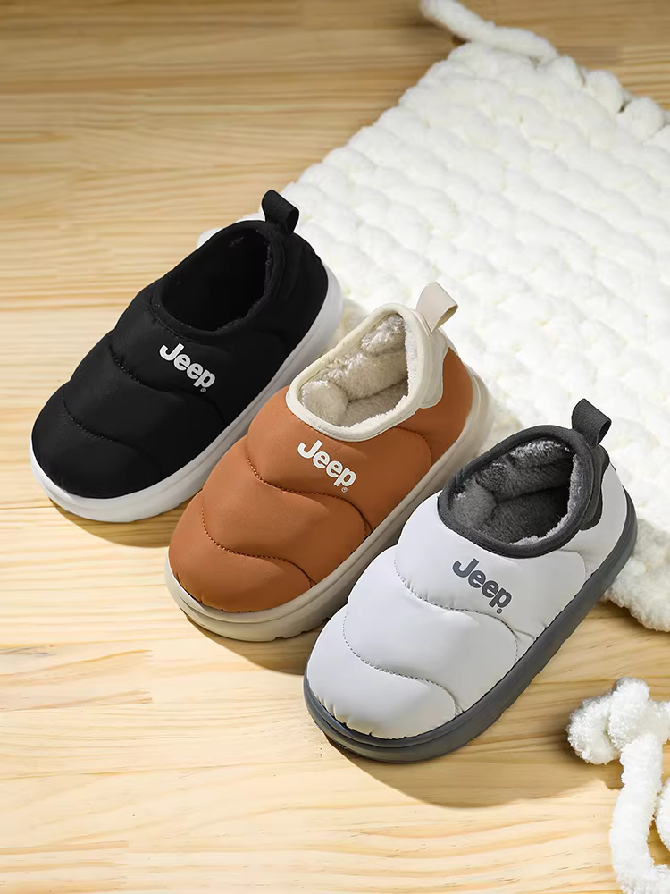 Giày dép bông đen cho bé trai, ủng tuyết nhẹ mùa đông kiểu lười cho trẻ em, giày giữ ấm mùa đông mới năm 2025 cho bé gái