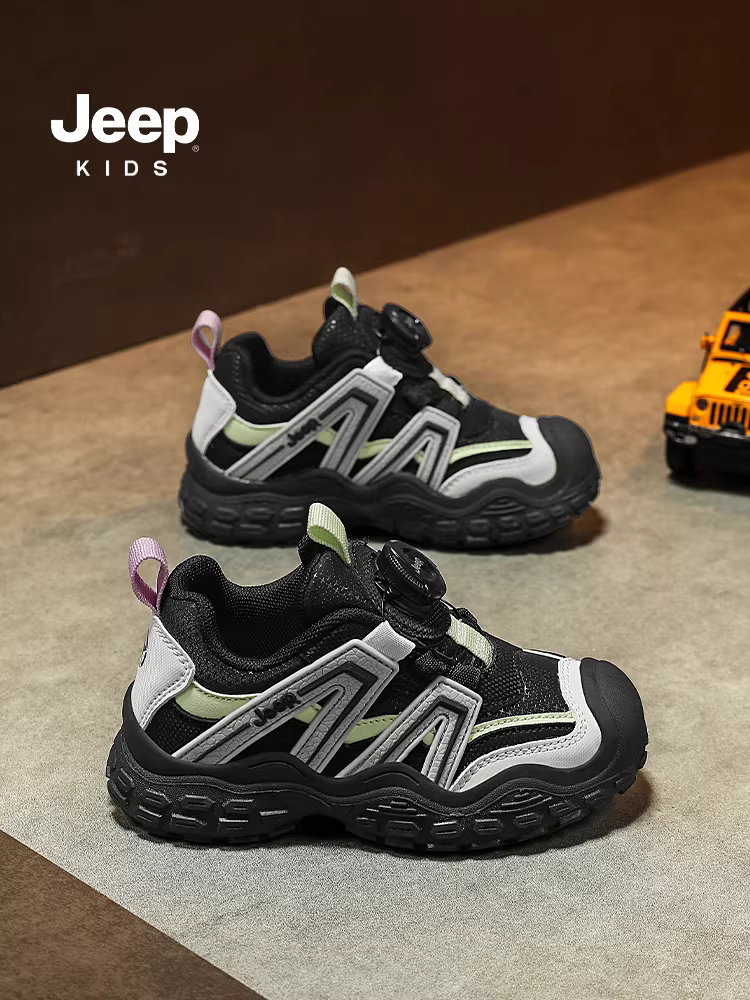 Giày trẻ em Jeep mùa đông 2025 giày thể thao nam mới giày da trẻ em giày đi bộ ngoài trời đế mềm thông thường