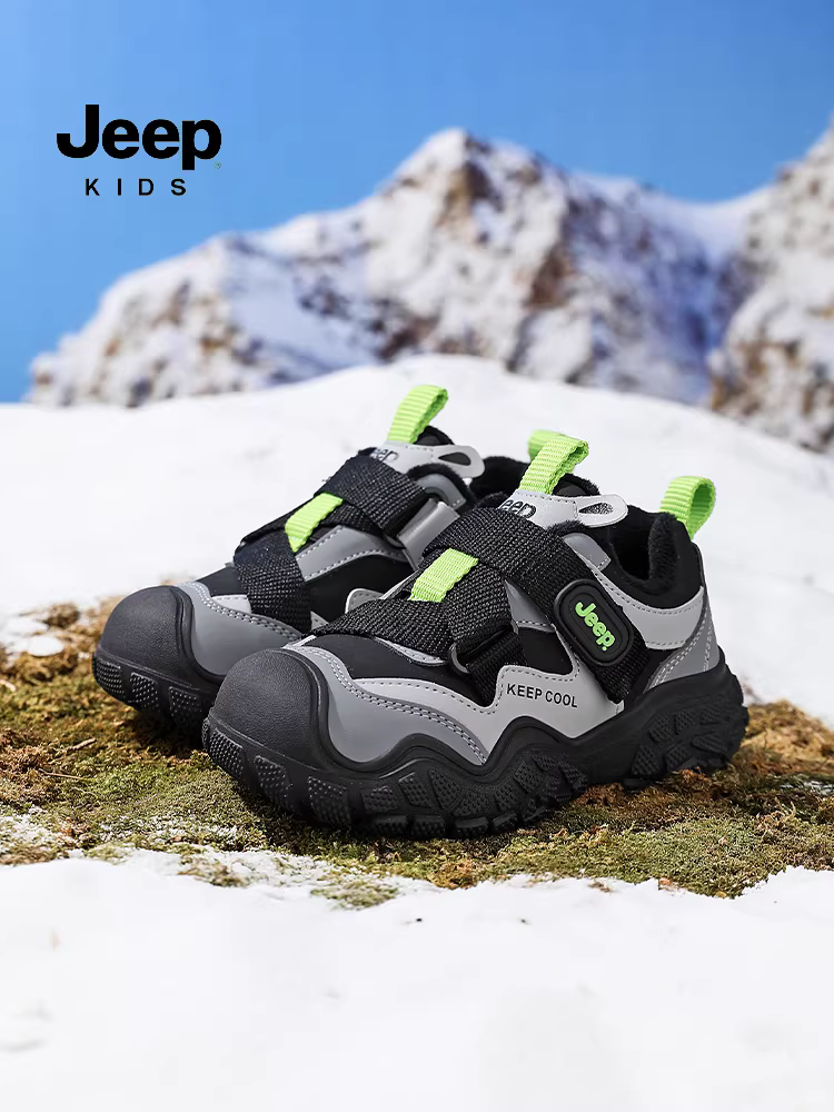 Giày trẻ em Jeep, giày thể thao lót lông cừu cho bé trai, mẫu mới mùa đông 2025, giày cotton đôi giữ ấm, giày chạy bộ ngoài trời chống trơn trượt