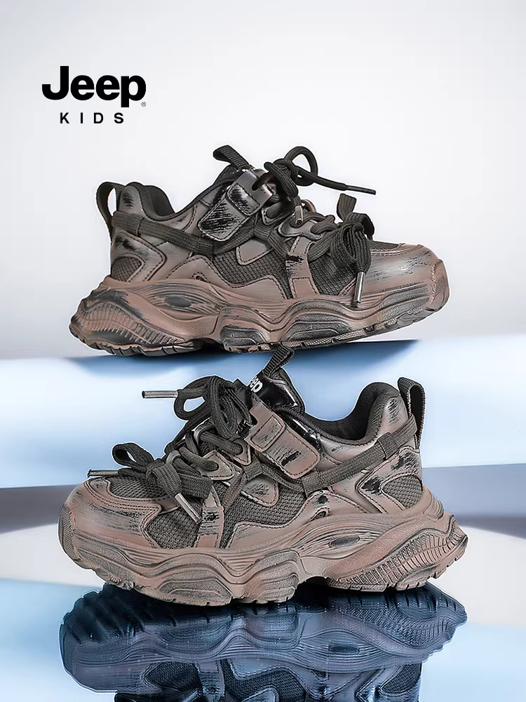 Giày trẻ em Jeep, giày thể thao gấu hung dữ, giày bố trẻ em mới 2024, giày mùa thu cho trẻ lớn.