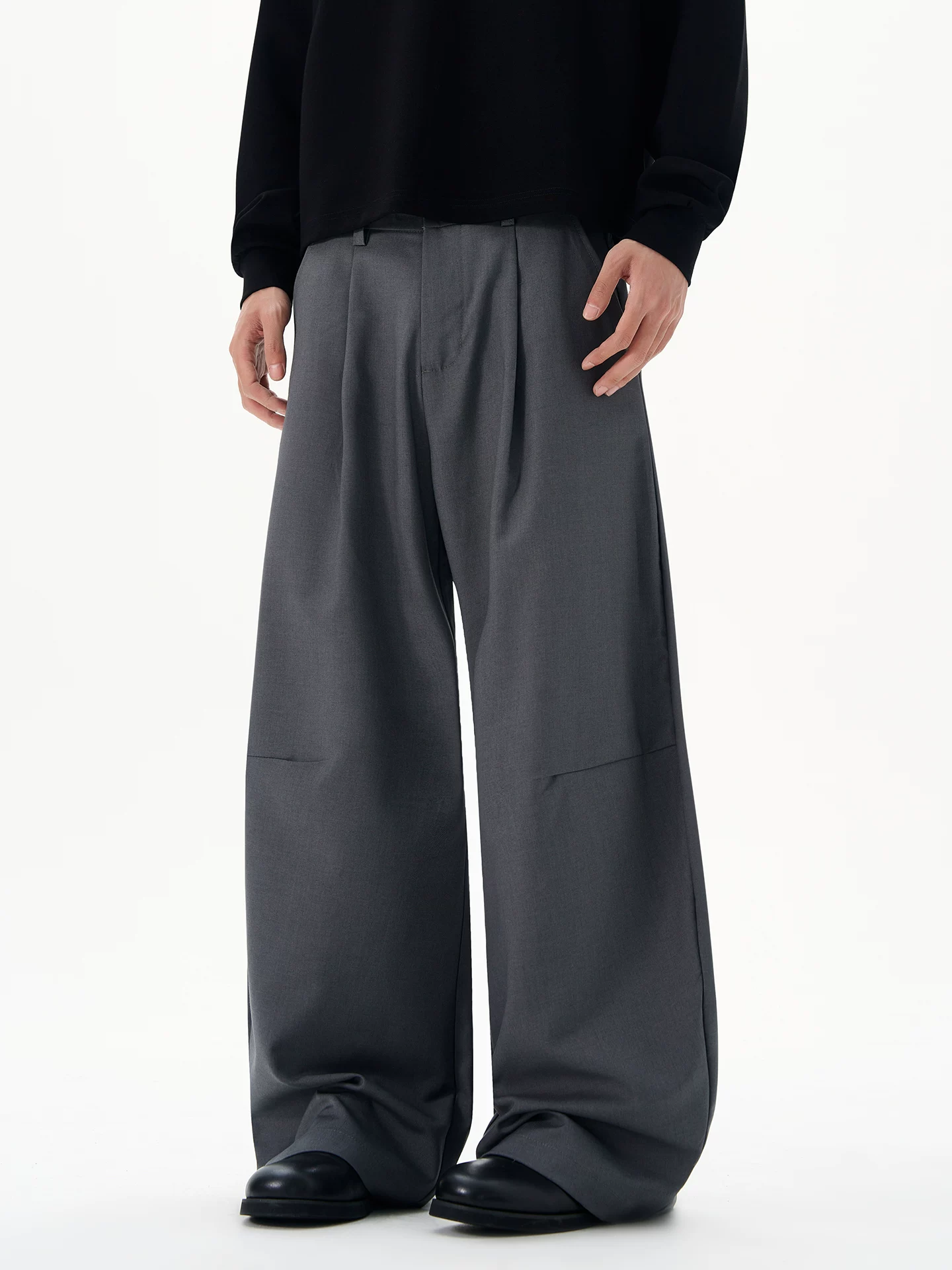 Quần tây nam OMZM dáng dài co giãn cao mùa đông kiểu dáng xếp ly phong cách Mỹ quần ống thẳng dáng ba chiều quần cleanfit