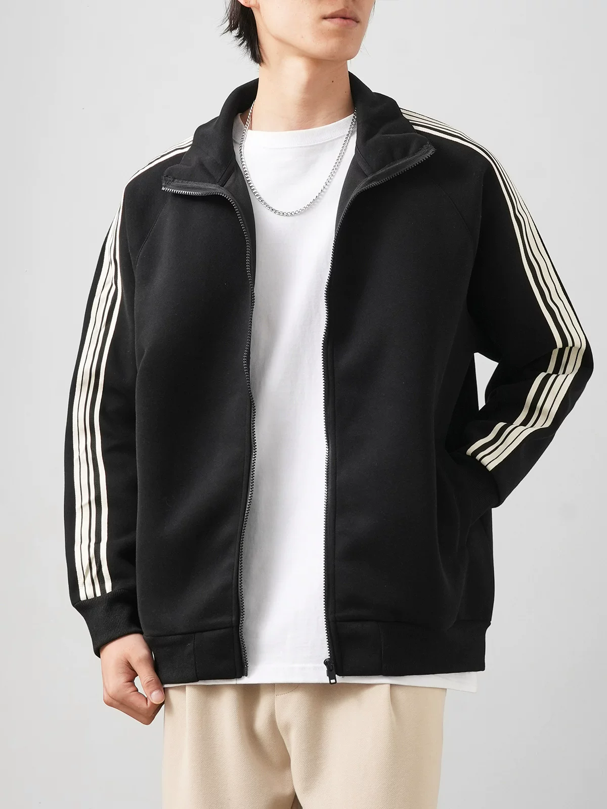 Áo len cardigan có khóa kéo hạng nặng OMZM420G dành cho nam giới, áo khoác sọc phối màu theo xu hướng quốc gia mùa thu dành cho cặp đôi