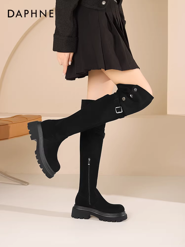 Giày bốt cao quá đầu gối Daphne dành cho nữ 2025 mẫu mới phổ biến mùa thu đông, màu đen Melard, đế dày, kiểu đi xe dành cho nữ