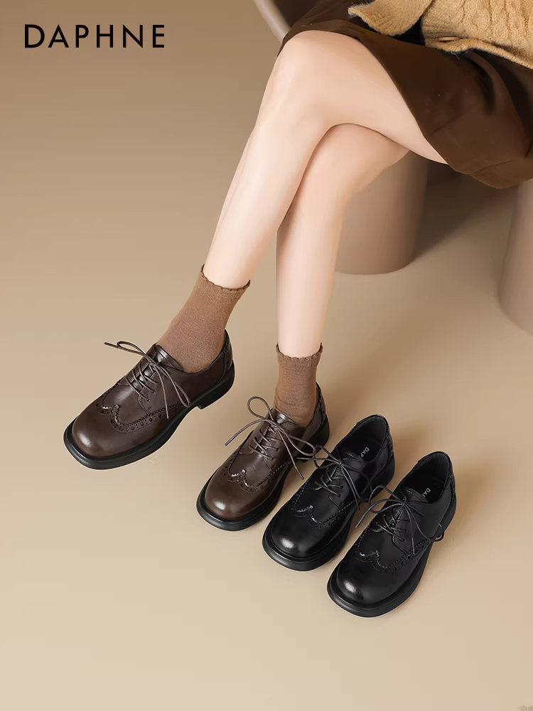 Giày Loafer Daphne nữ 2025 kiểu mới mùa thu, giày nữ kiểu Brogue phong cách Anh, giày da nhỏ đế bằng phong cách Pháp, giày đơn giản