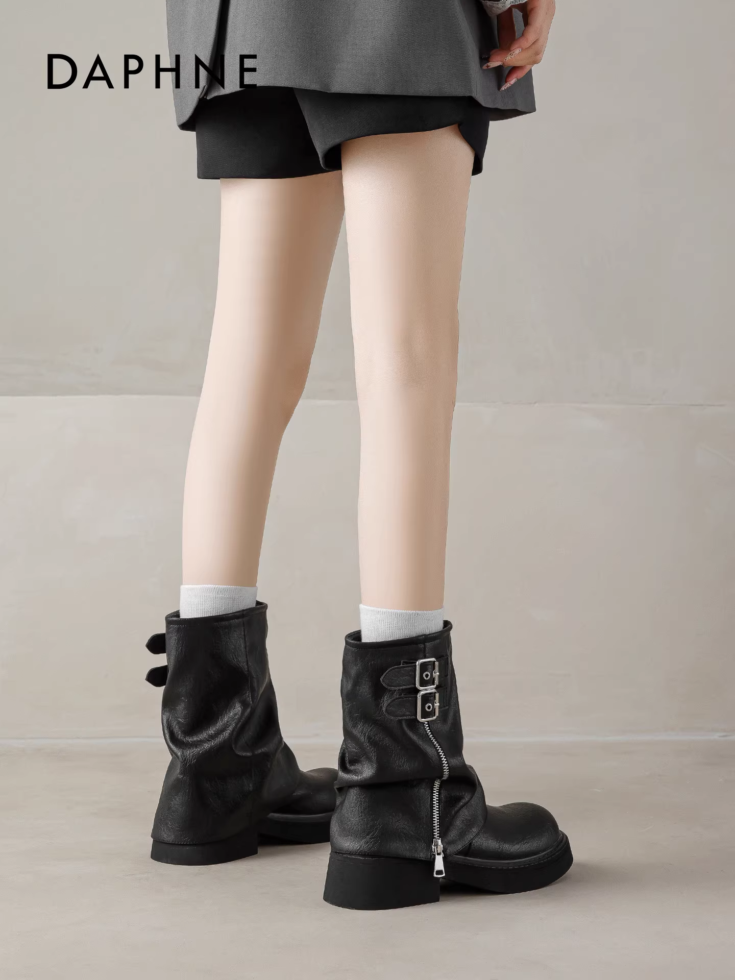 Giày bốt ngắn màu nâu Daphne dành cho nữ, mẫu mới thu đông 2025, kiểu Melard, kiểu cao bồi miền Tây, đế dày, kiểu ống quần xếp ly