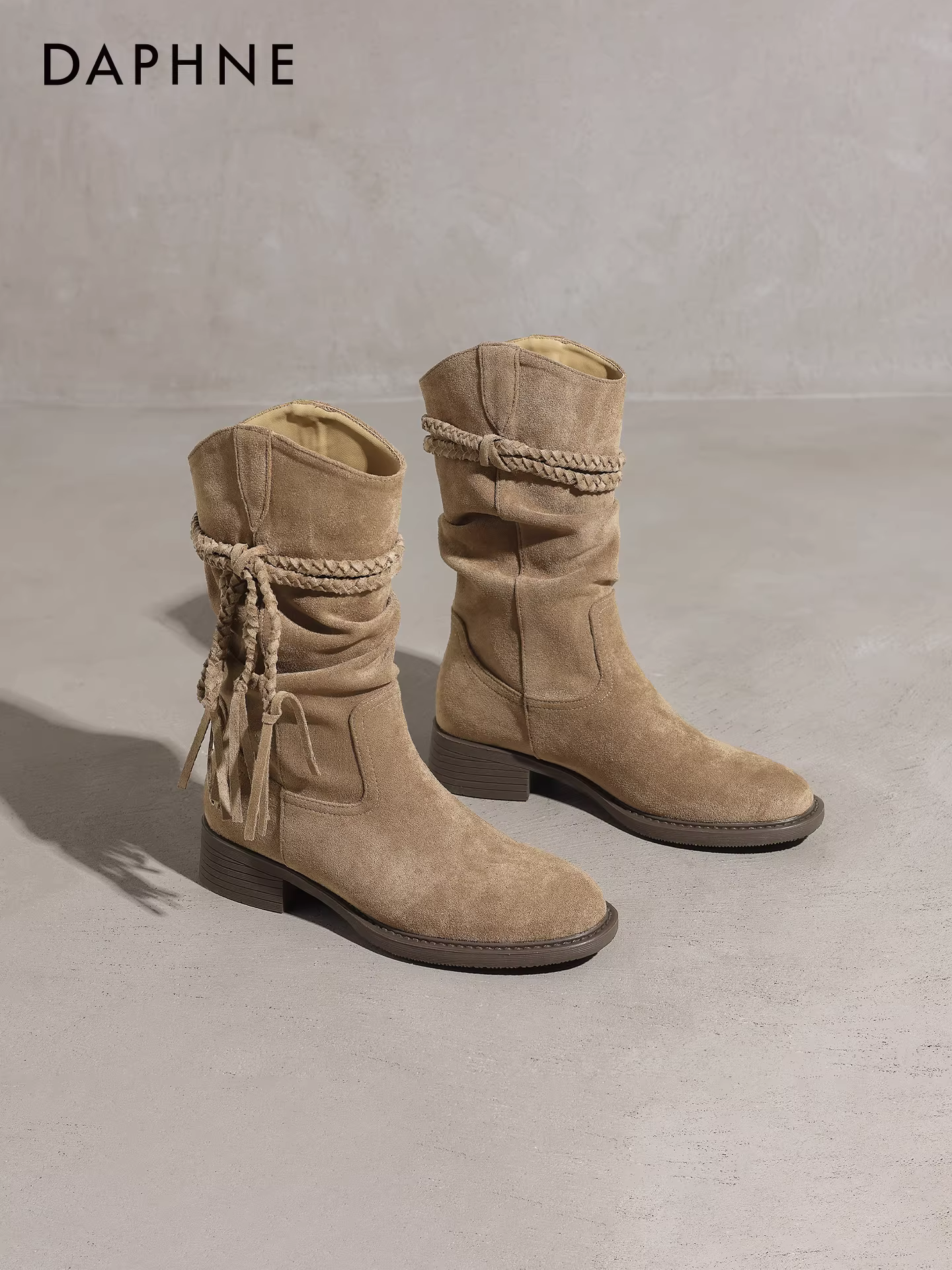 Giày bốt Daphne nữ, bốt ngắn mùa đông 2025 mới, bốt nữ Melard lót lông mềm, bốt Martin có tua rua, chiều dài đến giữa bắp chân.