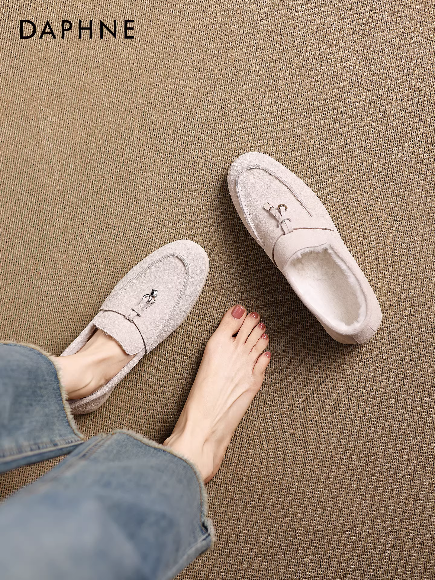 Giày lười lót lông Daphne dành cho nữ, mẫu mới mùa đông 2025, giày bệt dễ mang, giày cotton ấm áp, giày da nữ