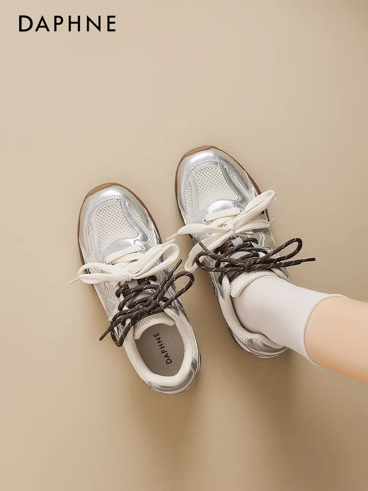 Giày tập múa ba lê Daphne bạc dành cho nữ, kiểu mới mùa thu 2025, giày thể thao tăng chiều cao đế dày màu trắng