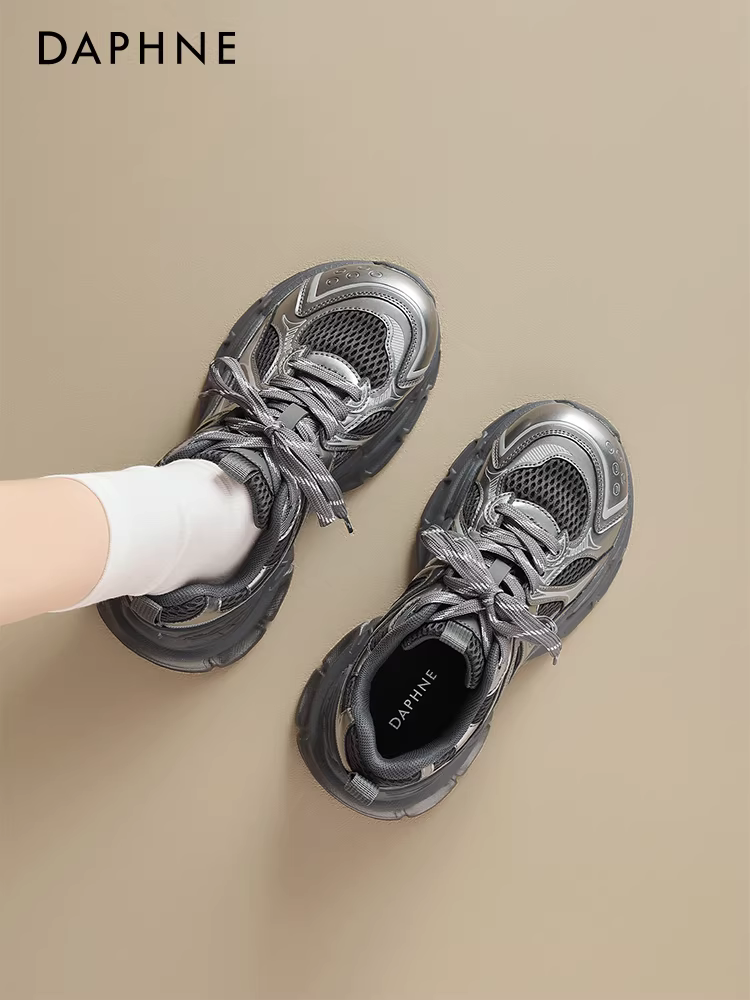 Giày bố đế dày Daphne dành cho nữ 2026, giày nữ mùa xuân mới tăng chiều cao cho người thấp, màu xám, kiểu dáng thể thao