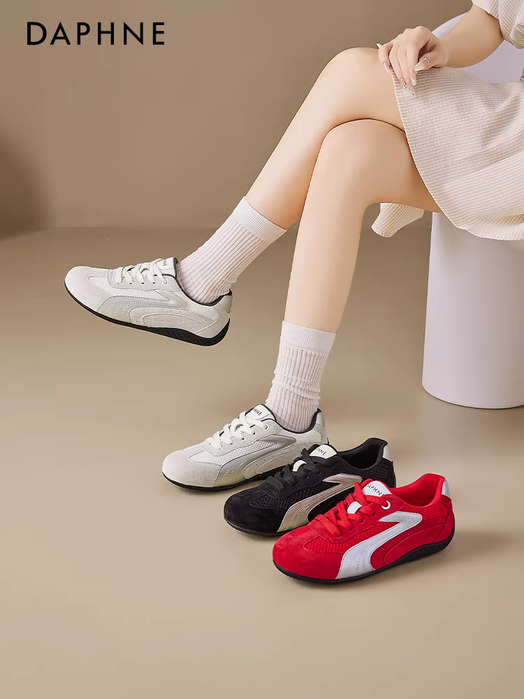 Giày thể thao thoáng khí màu đen Daphne dành cho nữ mùa xuân 2026 mới, kiểu dáng độc đáo, đế dày, giày thể thao thường ngày không lặp lại