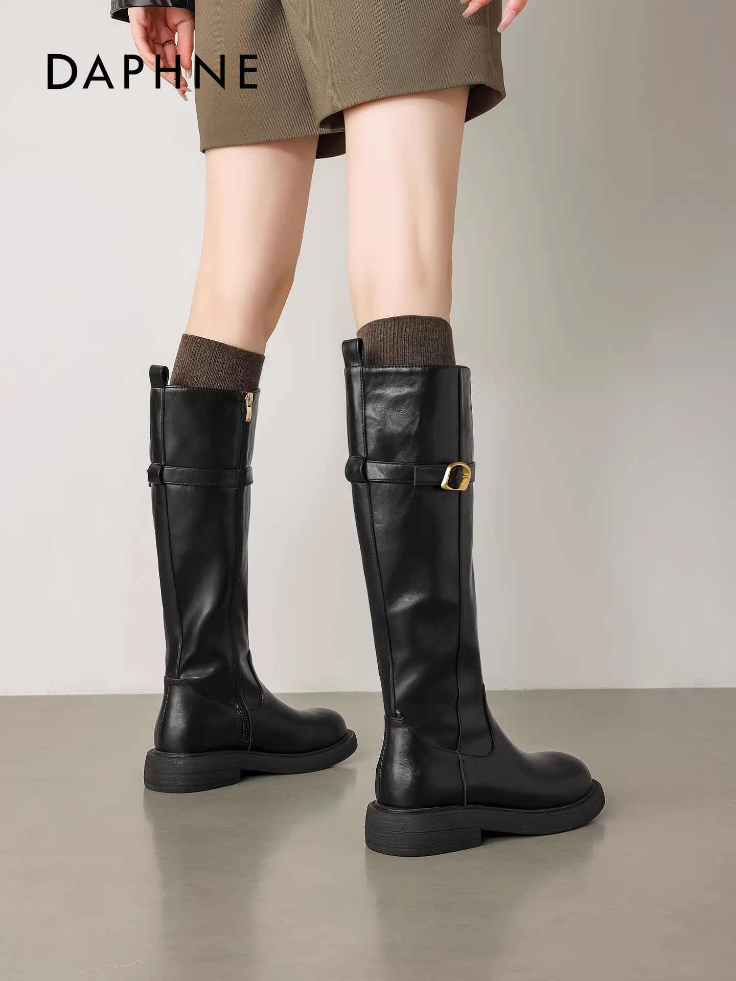 Giày bốt đen Daphne, bốt cao cổ nữ, mẫu mới thu đông 2025, đế dày, lót lông, kiểu cưỡi ngựa, cao quá đầu gối