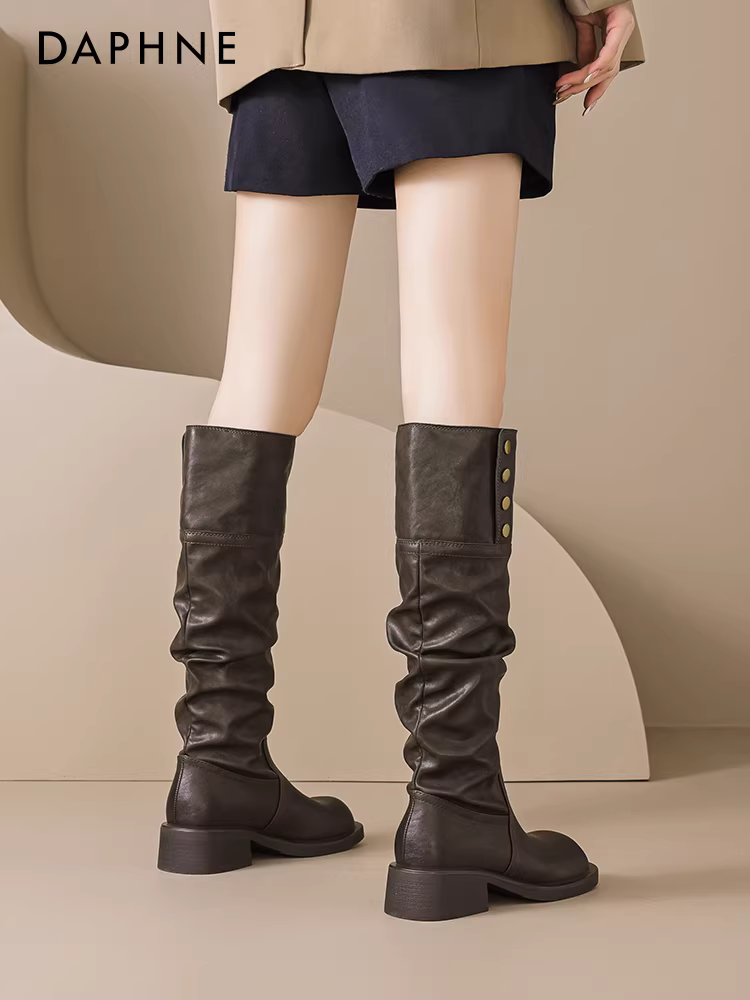 Giày bốt cao cổ nữ Daphne Maillard 2025, mẫu mới thu đông, bốt cao cổ xếp ly, bốt cưỡi ngựa