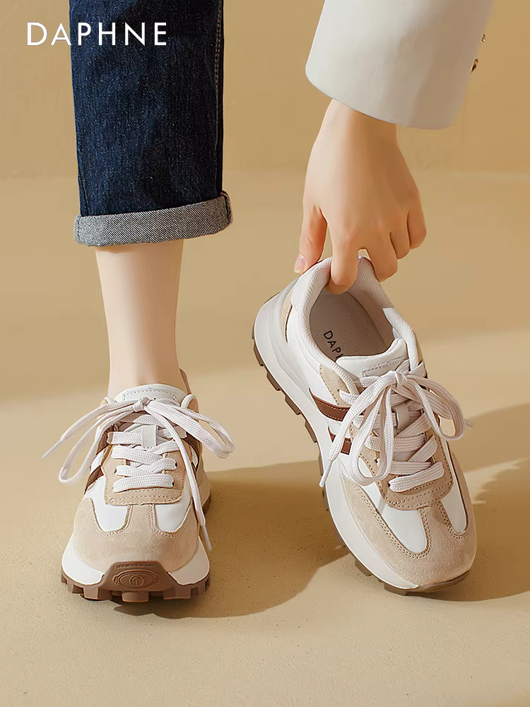 Giày tập múa ba lê Daphne dành cho nữ, mẫu mới thu đông 2025, kiểu dáng thời trang, thiết kế ôm dáng, giày thể thao phong cách dad.