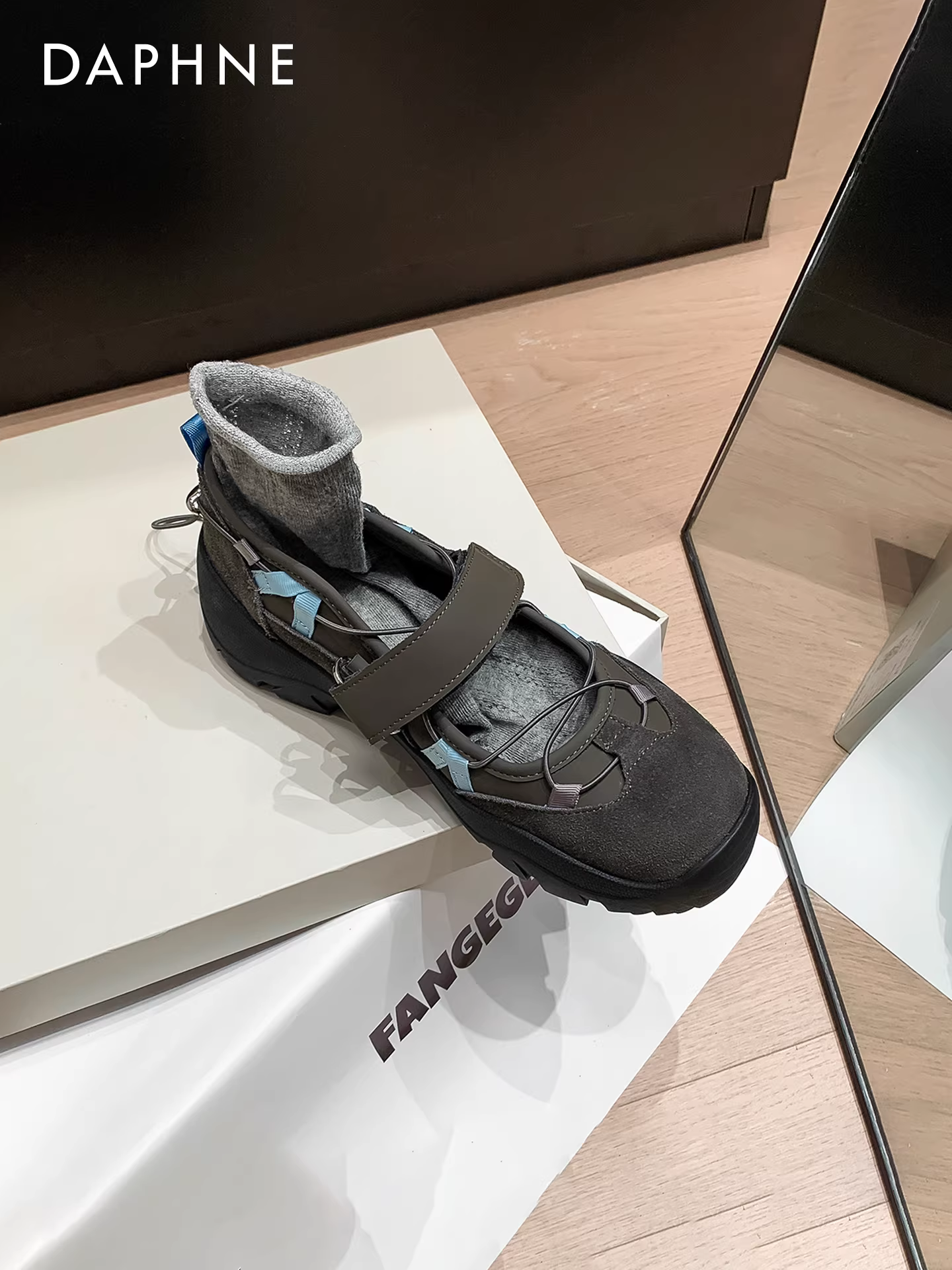 Giày bệt nữ Daphne 2025 kiểu mới, giày ballet chức năng đế dày, giày Mary Jane, giày da, giày thể thao có khóa dán