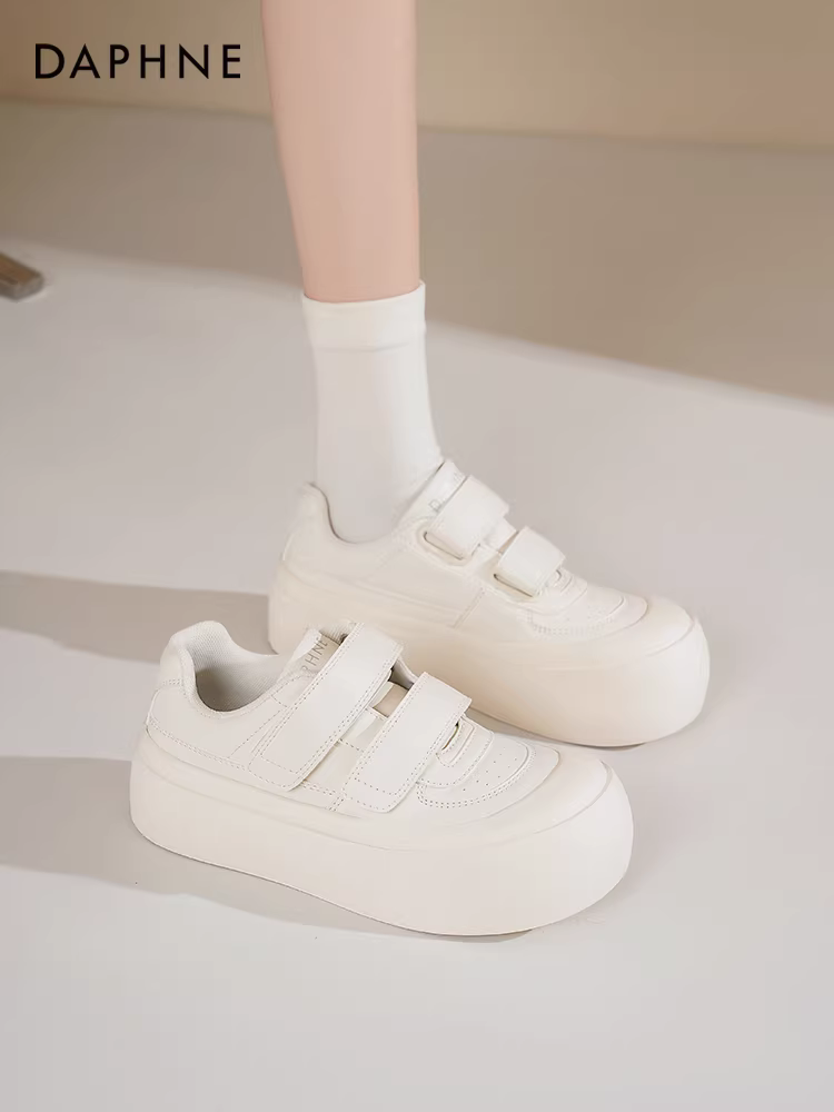 Giày thể thao đế dày màu trắng Daphne dành cho nữ 2025 mẫu mới phổ biến mùa thu thoáng khí, kiểu dán dính, tăng chiều cao, phong cách thường ngày