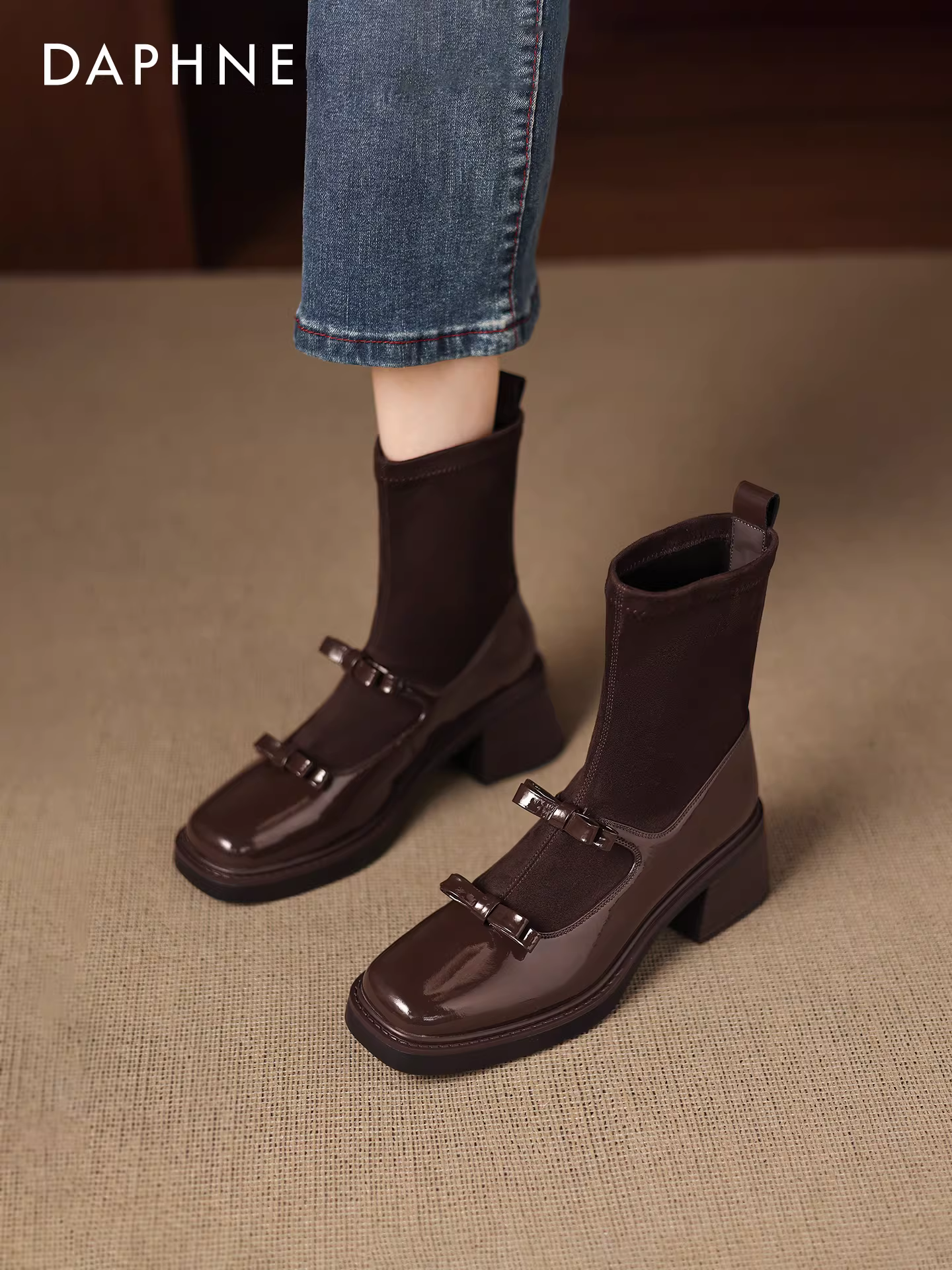 Giày bốt ngắn đen kiểu dáng thanh lịch Daphne dành cho nữ, mẫu mới thu đông 2025, lót lông cừu, kiểu Pháp, kiểu Martin, cao gót