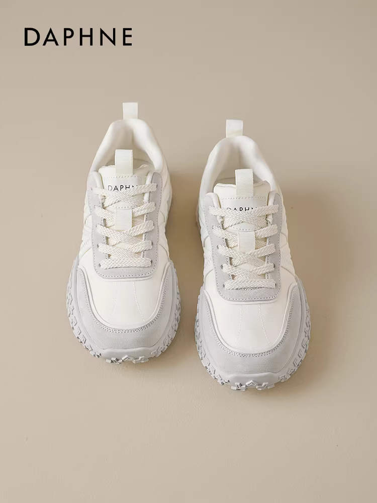Giày bố đế dày Daphne dành cho nữ mùa xuân 2026 mới giày thể thao nhẹ tập luyện thông thường giày thể thao màu trắng đa năng